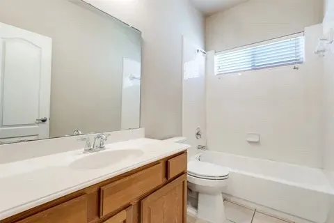 Townhouse For Rent in Collin County , 6833 Cortona Lane, Frisco, Texas 75034, 2 Bedroom, 3 Bathroom, 2 Garage spaces, 1,881 Sqft, built in 2007, mls#21395353, Real Estate Agent in Frisco, Homes For Rent in Collin county, Homes For Rent in Frisco, Realtor in Frisco Texas, Real Estate Brokerage Independent Realty Texas, Luminita Cordes Realtor