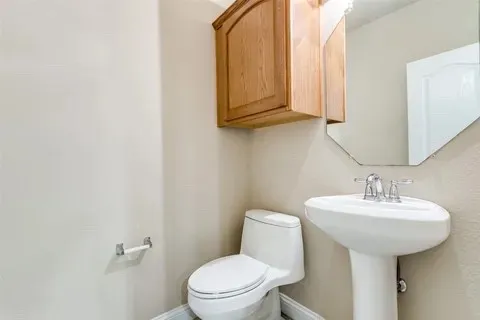Townhouse For Rent in Collin County , 6833 Cortona Lane, Frisco, Texas 75034, 2 Bedroom, 3 Bathroom, 2 Garage spaces, 1,881 Sqft, built in 2007, mls#21395353, Real Estate Agent in Frisco, Homes For Rent in Collin county, Homes For Rent in Frisco, Realtor in Frisco Texas, Real Estate Brokerage Independent Realty Texas, Luminita Cordes Realtor