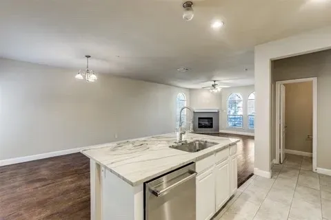 Townhouse For Rent in Collin County , 6833 Cortona Lane, Frisco, Texas 75034, 2 Bedroom, 3 Bathroom, 2 Garage spaces, 1,881 Sqft, built in 2007, mls#21395353, Real Estate Agent in Frisco, Homes For Rent in Collin county, Homes For Rent in Frisco, Realtor in Frisco Texas, Real Estate Brokerage Independent Realty Texas, Luminita Cordes Realtor