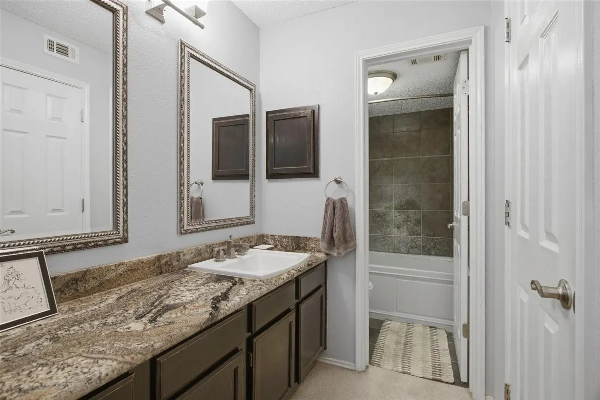 Condominium For Sale in Tarrant County , 3205 Donnelly 202, Fort Worth, Texas 76107, 2 Bedroom, 3 Bathroom, Garage spaces, 1,206 Sqft, built in 1985, mls#21395289, Real Estate Agent in Fort Worth, Homes For Sale in Tarrant county, Homes For Sale in Fort Worth, Realtor in Fort Worth Texas, Real Estate Brokerage Independent Realty Texas, Luminita Cordes Realtor