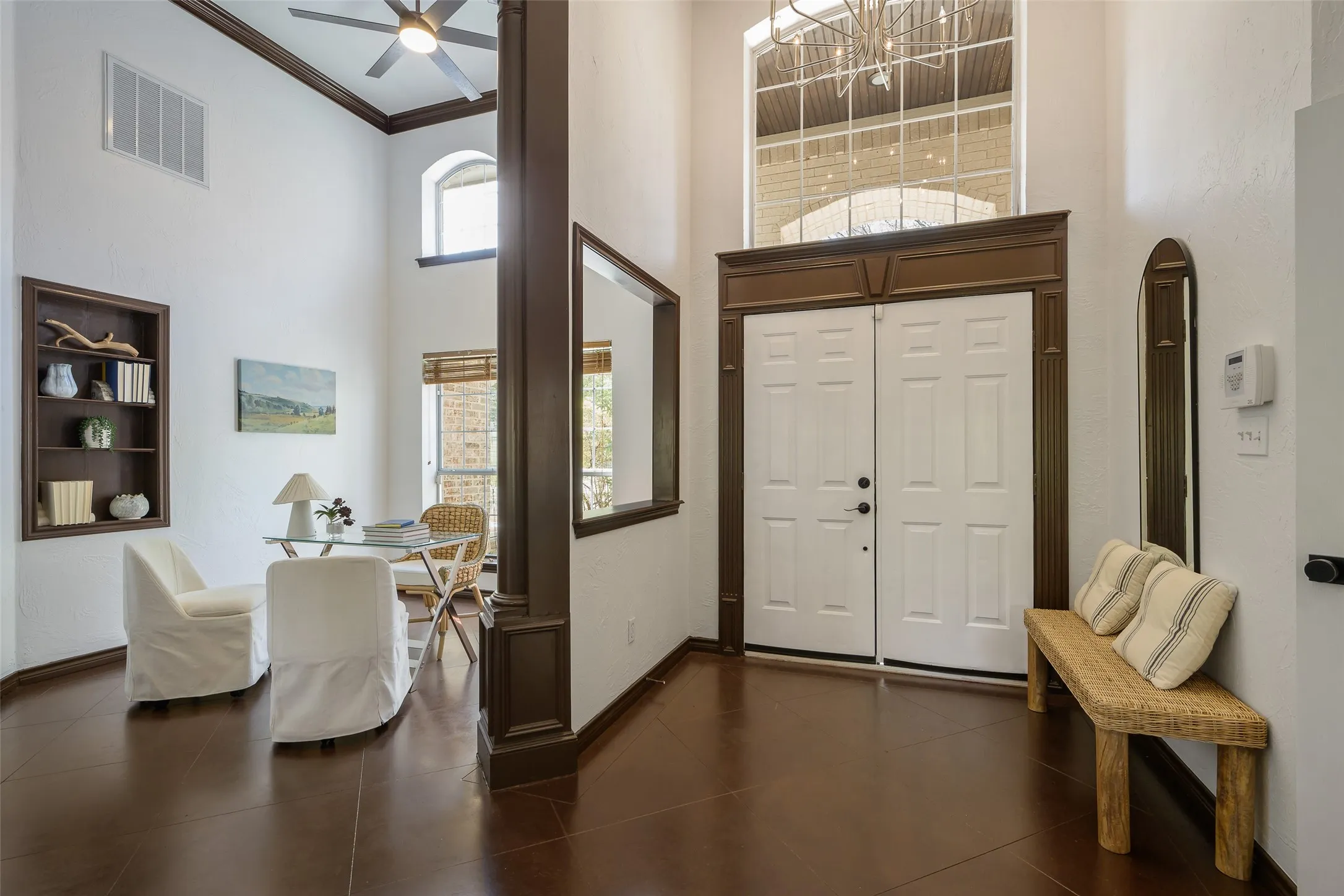 Single Family Residence For Sale in Denton County , 6413 Shoreline Drive, Little Elm, Texas 75068, 4 Bedroom, 3 Bathroom, 3 Garage spaces, 2,888 Sqft, built in 2003, mls#21383226, Real Estate Agent in Little Elm, Homes For Sale in Denton county, Homes For Sale in Little Elm, Realtor in Little Elm Texas, Real Estate Brokerage Independent Realty Texas, Luminita Cordes Realtor