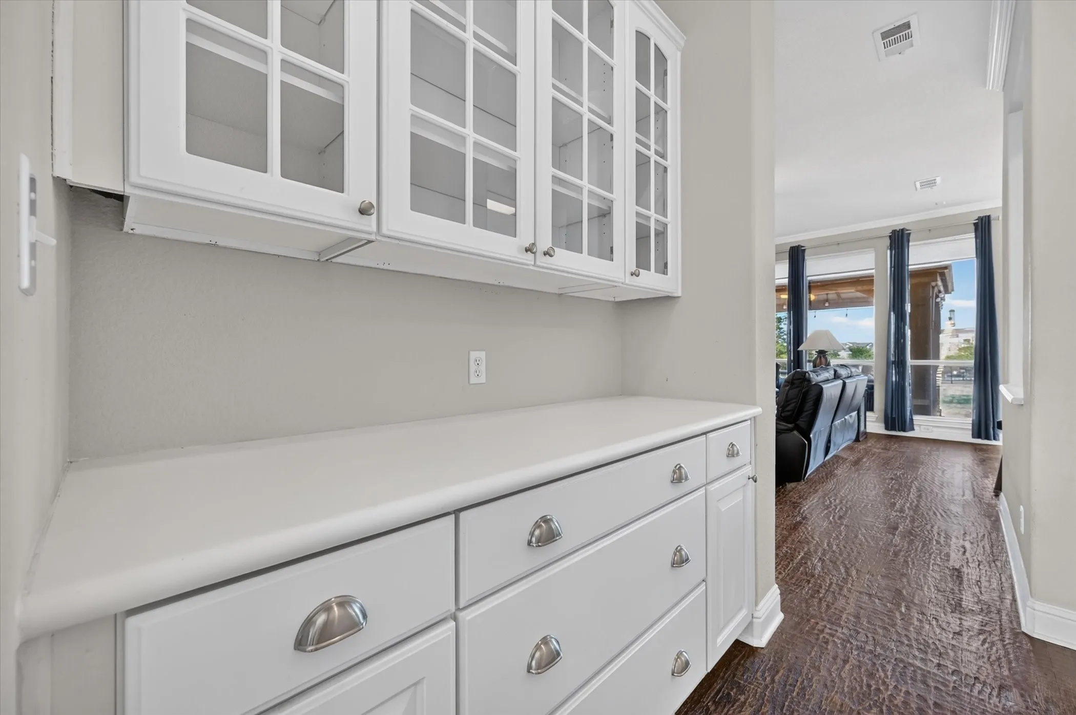 Single Family Residence For Sale in Denton County , 4000 Saturn Street, Flower Mound, Texas 75028, 5 Bedroom, 3 Bathroom, 3 Garage spaces, 3,455 Sqft, built in 1999, mls#21393322, Real Estate Agent in Flower Mound, Homes For Sale in Denton county, Homes For Sale in Flower Mound, Realtor in Flower Mound Texas, Real Estate Brokerage Independent Realty Texas, Luminita Cordes Realtor