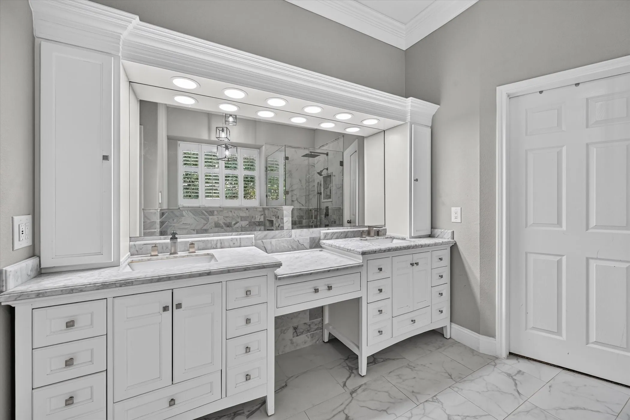 Single Family Residence For Sale in Denton County , 4000 Saturn Street, Flower Mound, Texas 75028, 5 Bedroom, 3 Bathroom, 3 Garage spaces, 3,455 Sqft, built in 1999, mls#21393322, Real Estate Agent in Flower Mound, Homes For Sale in Denton county, Homes For Sale in Flower Mound, Realtor in Flower Mound Texas, Real Estate Brokerage Independent Realty Texas, Luminita Cordes Realtor
