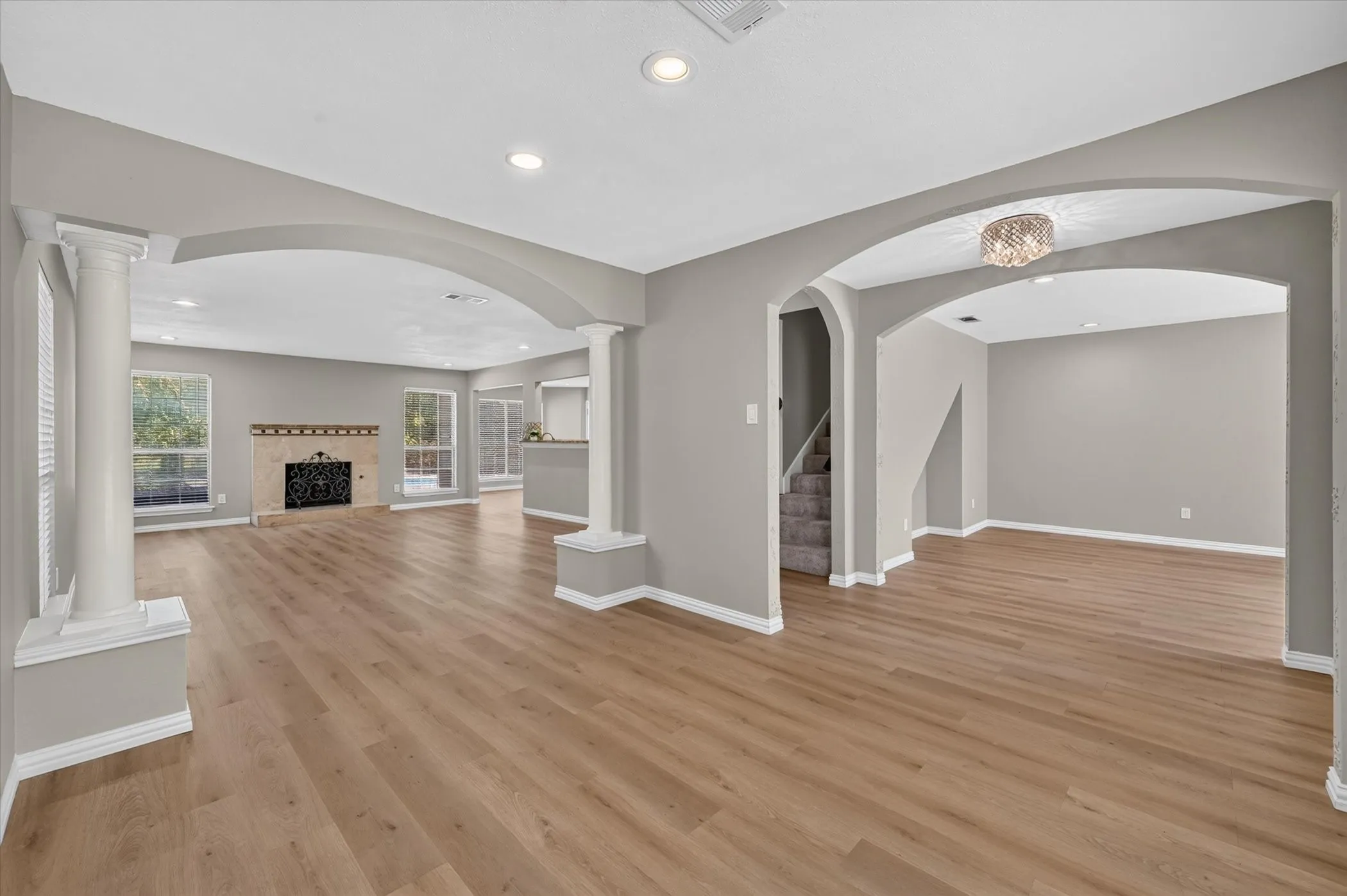 Single Family Residence For Sale in Denton County , 2704 Ridgemere Drive, Flower Mound, Texas 75028, 4 Bedroom, 3 Bathroom, 2 Garage spaces, 2,822 Sqft, built in 1992, mls#21393992, Real Estate Agent in Flower Mound, Homes For Sale in Denton county, Homes For Sale in Flower Mound, Realtor in Flower Mound Texas, Real Estate Brokerage Independent Realty Texas, Luminita Cordes Realtor