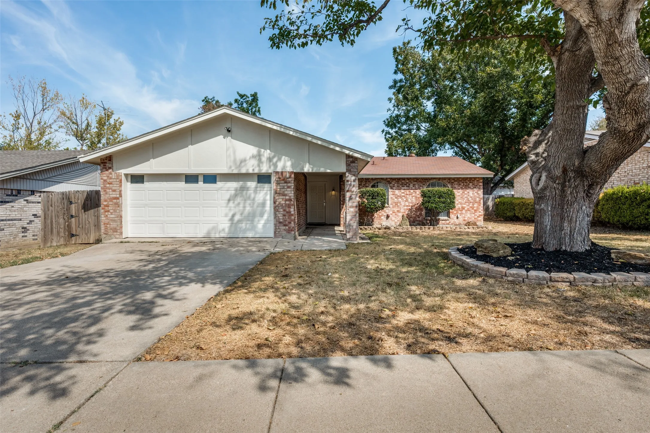 Single Family Residence For Sale
