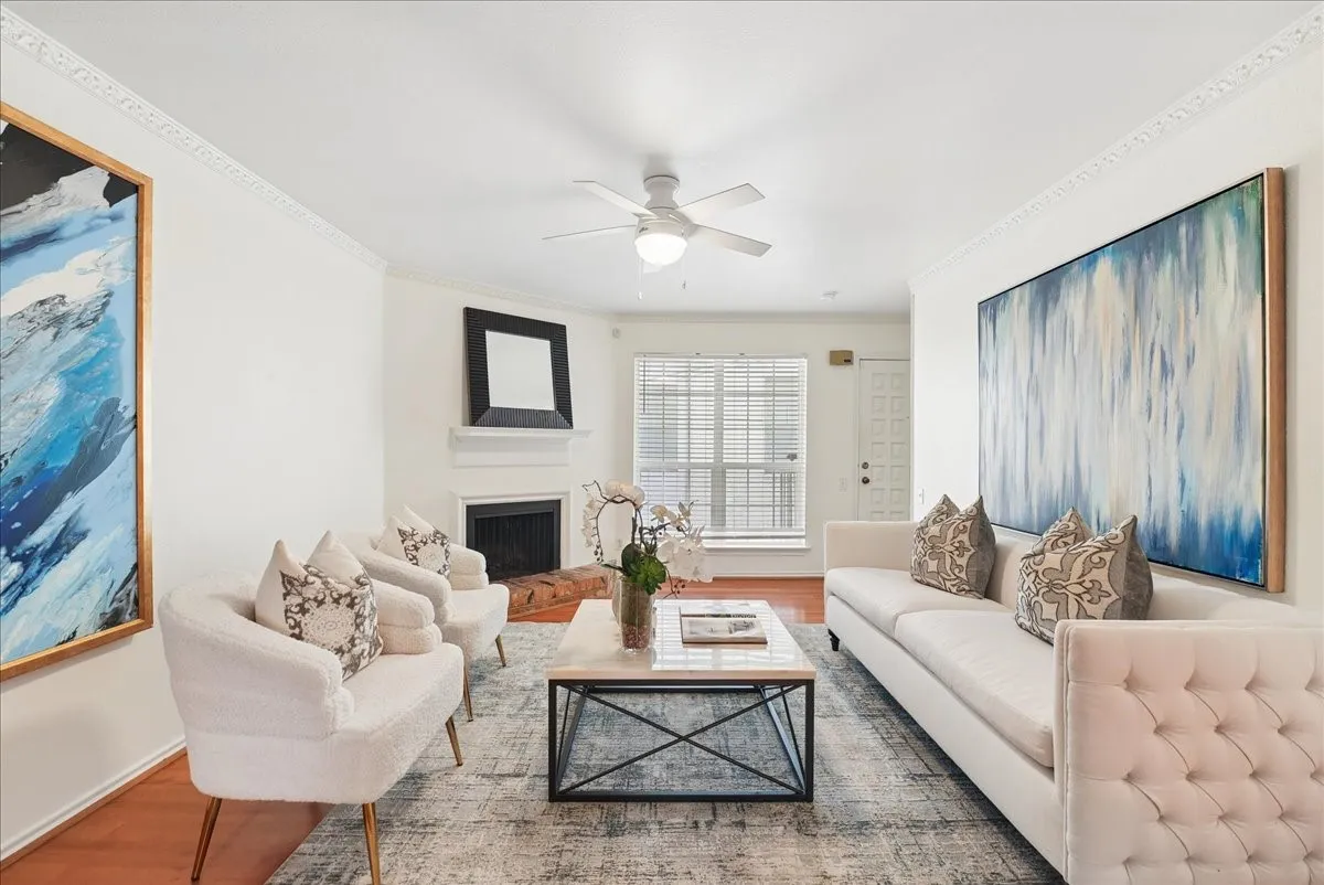 Condominium For Sale in Dallas County , 3212 Daniel Avenue D, University Park, Texas 75205, 2 Bedroom, 2 Bathroom, Garage spaces, 1,190 Sqft, built in 1971, mls#21394322, Real Estate Agent in University Park, Homes For Sale in Dallas county, Homes For Sale in University Park, Realtor in University Park Texas, Real Estate Brokerage Independent Realty Texas, Luminita Cordes Realtor