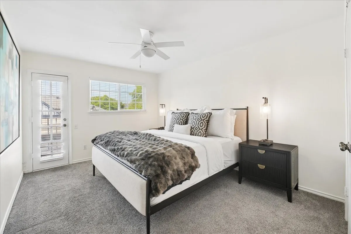 Condominium For Sale in Dallas County , 3212 Daniel Avenue D, University Park, Texas 75205, 2 Bedroom, 2 Bathroom, Garage spaces, 1,190 Sqft, built in 1971, mls#21394322, Real Estate Agent in University Park, Homes For Sale in Dallas county, Homes For Sale in University Park, Realtor in University Park Texas, Real Estate Brokerage Independent Realty Texas, Luminita Cordes Realtor