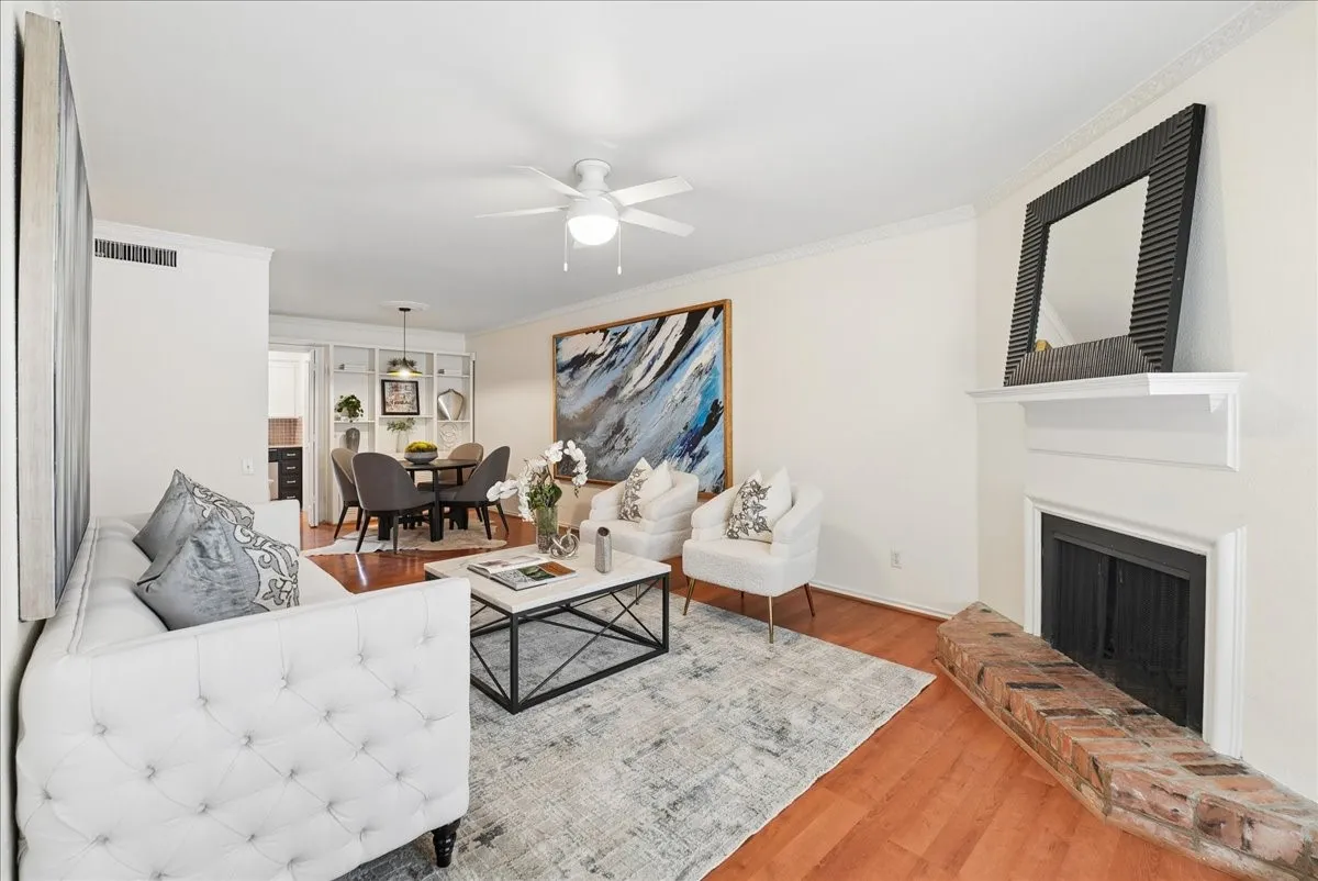 Condominium For Sale in Dallas County , 3212 Daniel Avenue D, University Park, Texas 75205, 2 Bedroom, 2 Bathroom, Garage spaces, 1,190 Sqft, built in 1971, mls#21394322, Real Estate Agent in University Park, Homes For Sale in Dallas county, Homes For Sale in University Park, Realtor in University Park Texas, Real Estate Brokerage Independent Realty Texas, Luminita Cordes Realtor