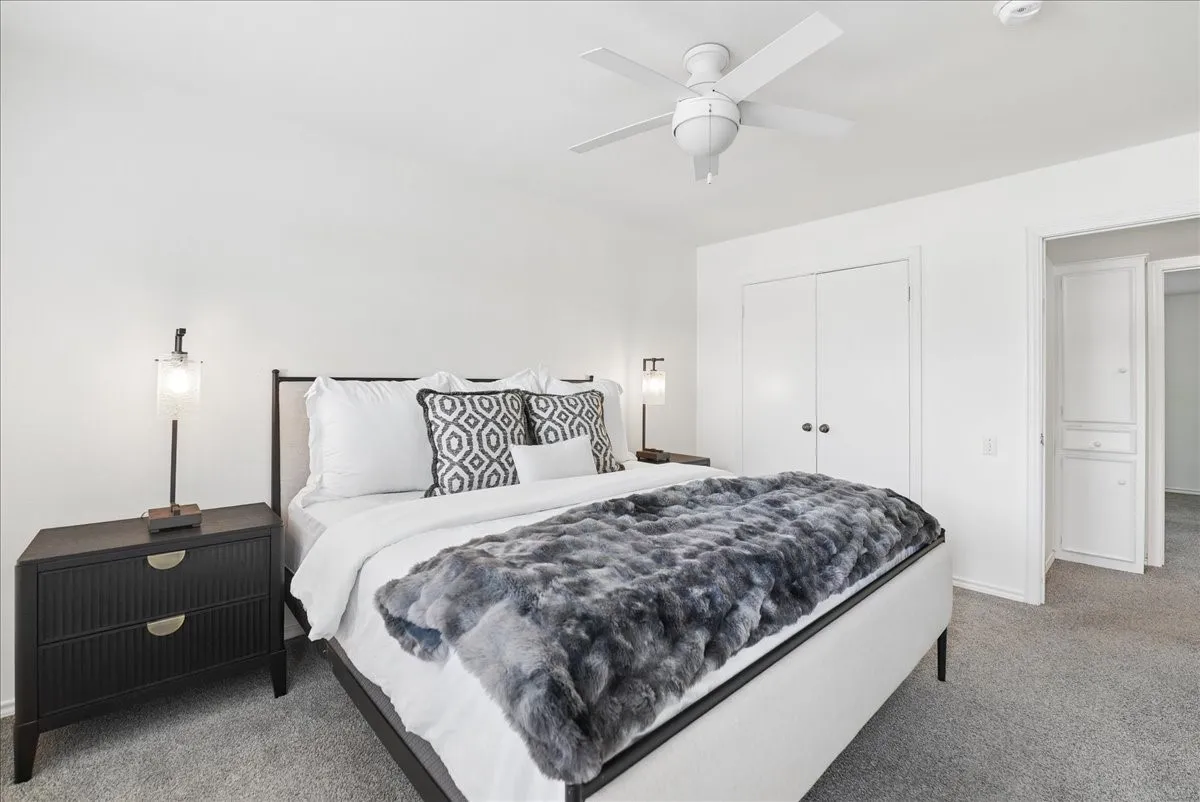Condominium For Sale in Dallas County , 3212 Daniel Avenue D, University Park, Texas 75205, 2 Bedroom, 2 Bathroom, Garage spaces, 1,190 Sqft, built in 1971, mls#21394322, Real Estate Agent in University Park, Homes For Sale in Dallas county, Homes For Sale in University Park, Realtor in University Park Texas, Real Estate Brokerage Independent Realty Texas, Luminita Cordes Realtor