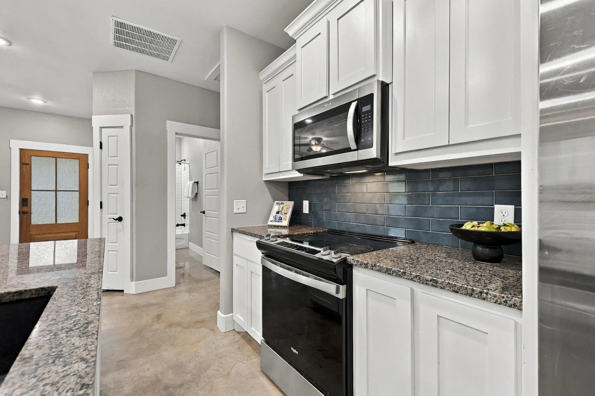 Single Family Residence For Sale in Grayson County , 225 E Washington Street, Denison, Texas 75021, 3 Bedroom, 2 Bathroom, Garage spaces, 1,138 Sqft, built in 2022, mls#21370523, Real Estate Agent in Denison, Homes For Sale in Grayson county, Homes For Sale in Denison, Realtor in Denison Texas, Real Estate Brokerage Independent Realty Texas, Luminita Cordes Realtor