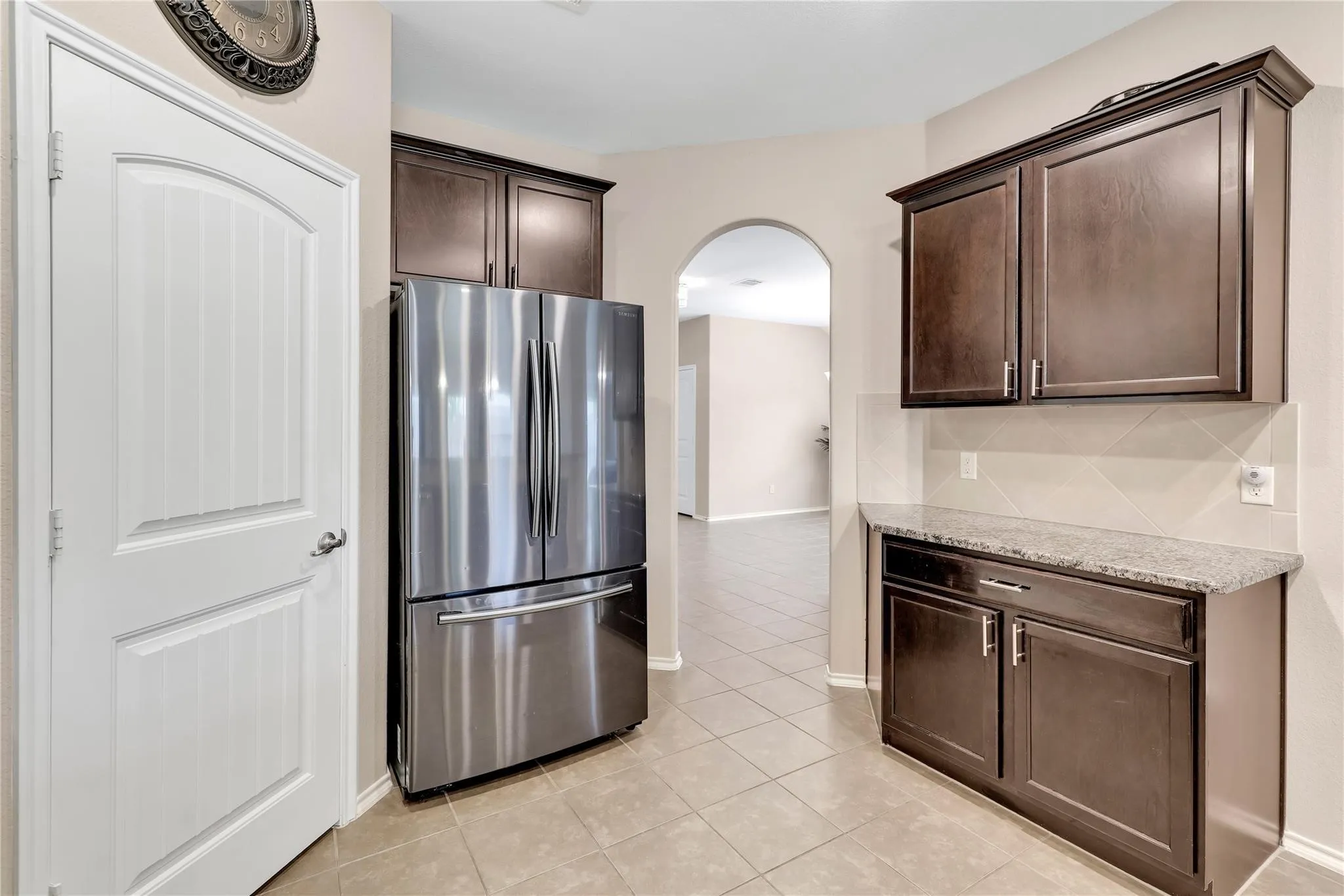 Single Family Residence For Rent in Collin County , 1107 Dickenson Drive, Melissa, Texas 75454, 3 Bedroom, 2 Bathroom, 2 Garage spaces, 2,054 Sqft, built in 2014, mls#21395335, Real Estate Agent in Melissa, Homes For Rent in Collin county, Homes For Rent in Melissa, Realtor in Melissa Texas, Real Estate Brokerage Independent Realty Texas, Luminita Cordes Realtor