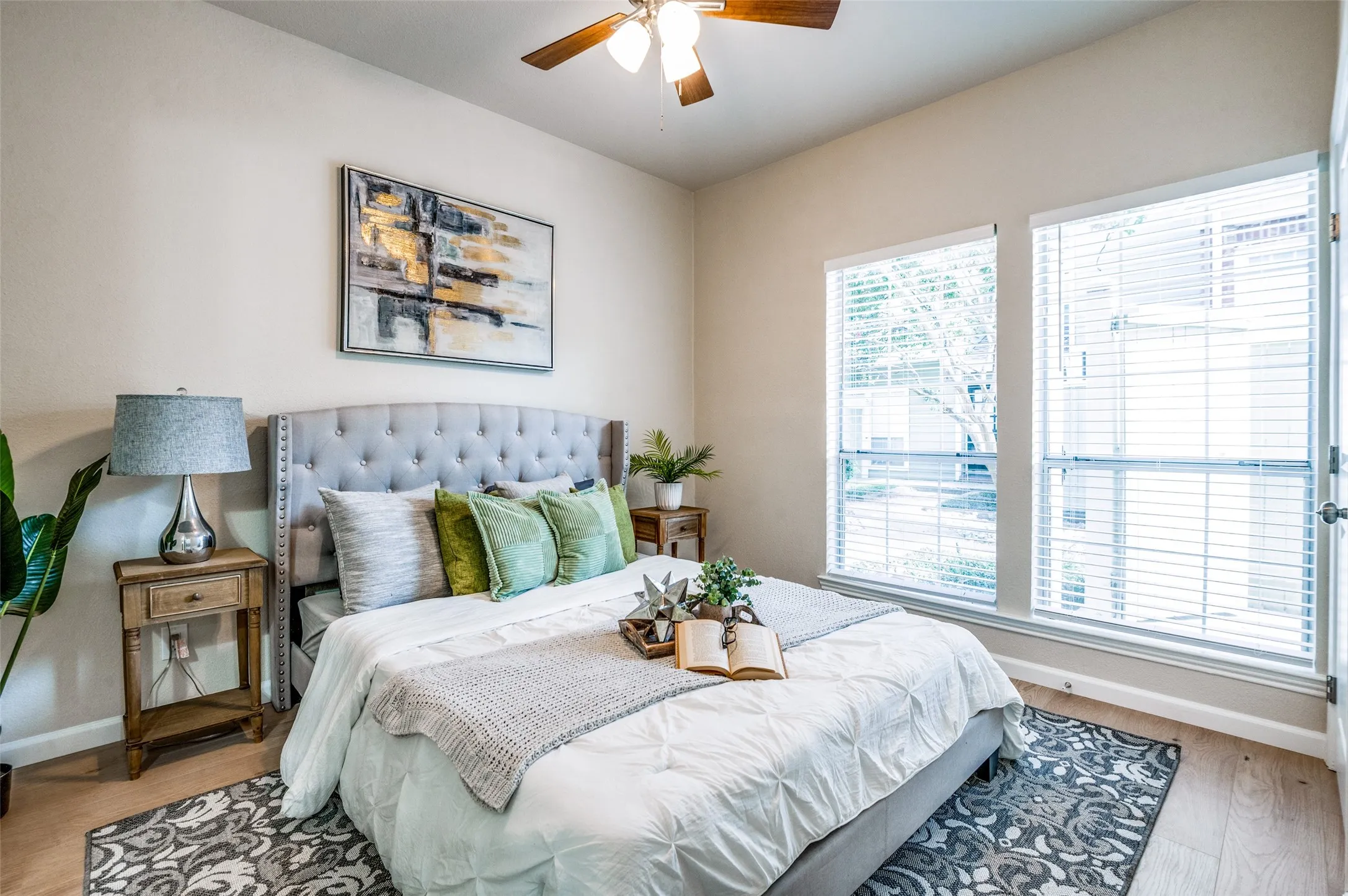 Condominium For Sale in Collin County , 6220 Bentwood Trail 707, Dallas, Texas 75252, 1 Bedroom, 1 Bathroom, 1 Garage spaces, 487 Sqft, built in 1984, mls#21394343, Real Estate Agent in Dallas, Homes For Sale in Collin county, Homes For Sale in Dallas, Realtor in Dallas Texas, Real Estate Brokerage Independent Realty Texas, Luminita Cordes Realtor
