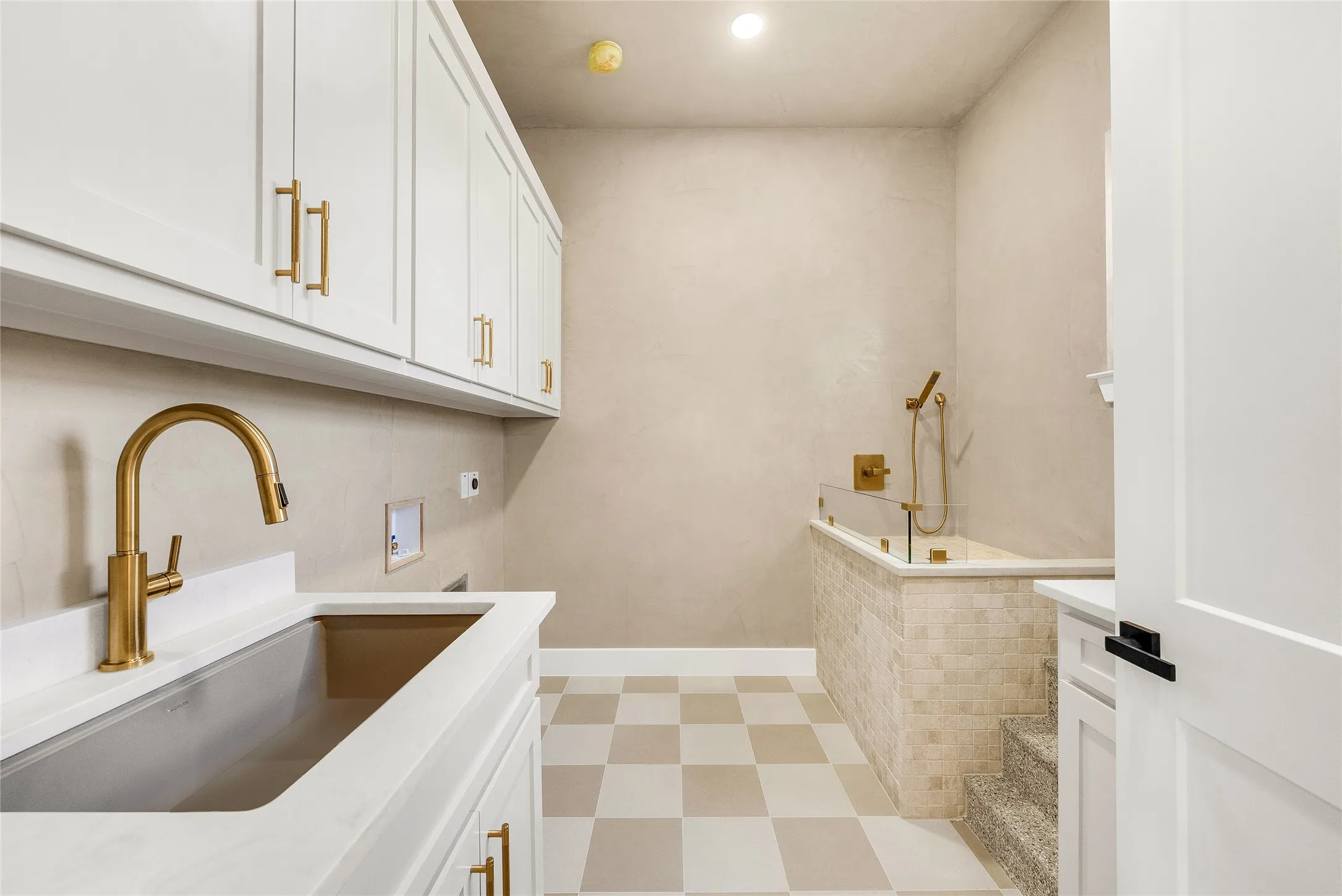 Single Family Residence For Sale in Johnson County , 7211 County Road 1017, Joshua, Texas 76058, 4 Bedroom, 4 Bathroom, 3 Garage spaces, 4,688 Sqft, built in 2026, mls#21395223, Real Estate Agent in Joshua, Homes For Sale in Johnson county, Homes For Sale in Joshua, Realtor in Joshua Texas, Real Estate Brokerage Independent Realty Texas, Luminita Cordes Realtor