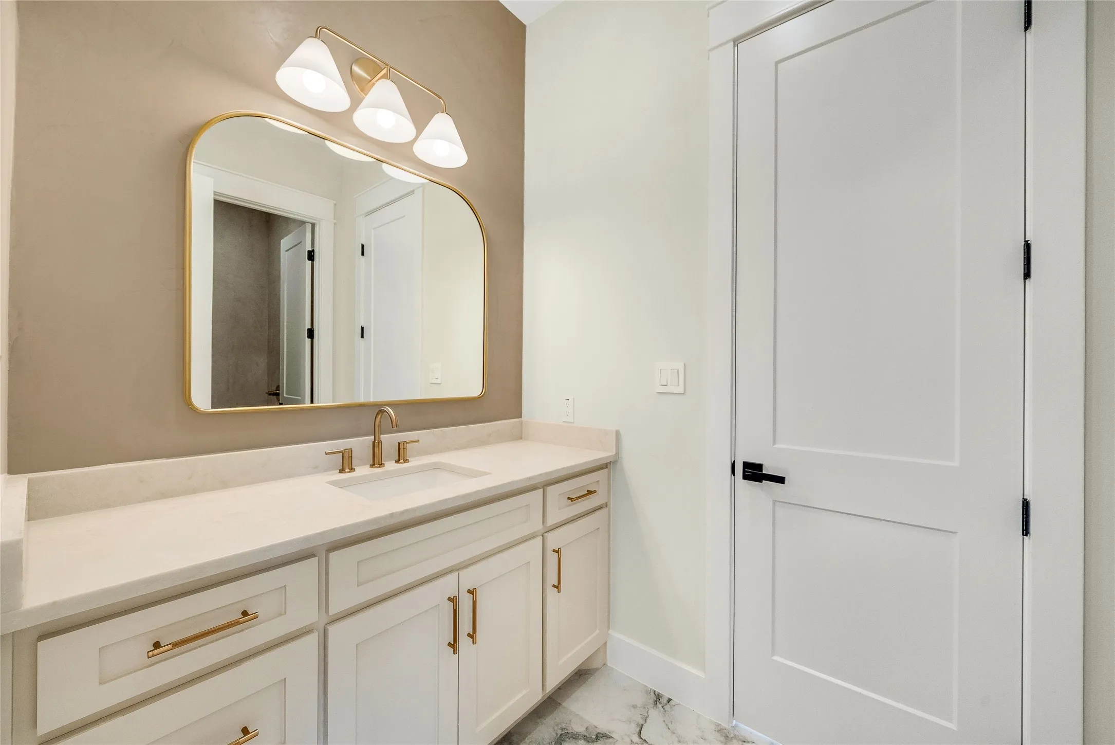 Single Family Residence For Sale in Johnson County , 7211 County Road 1017, Joshua, Texas 76058, 4 Bedroom, 4 Bathroom, 3 Garage spaces, 4,688 Sqft, built in 2026, mls#21395223, Real Estate Agent in Joshua, Homes For Sale in Johnson county, Homes For Sale in Joshua, Realtor in Joshua Texas, Real Estate Brokerage Independent Realty Texas, Luminita Cordes Realtor
