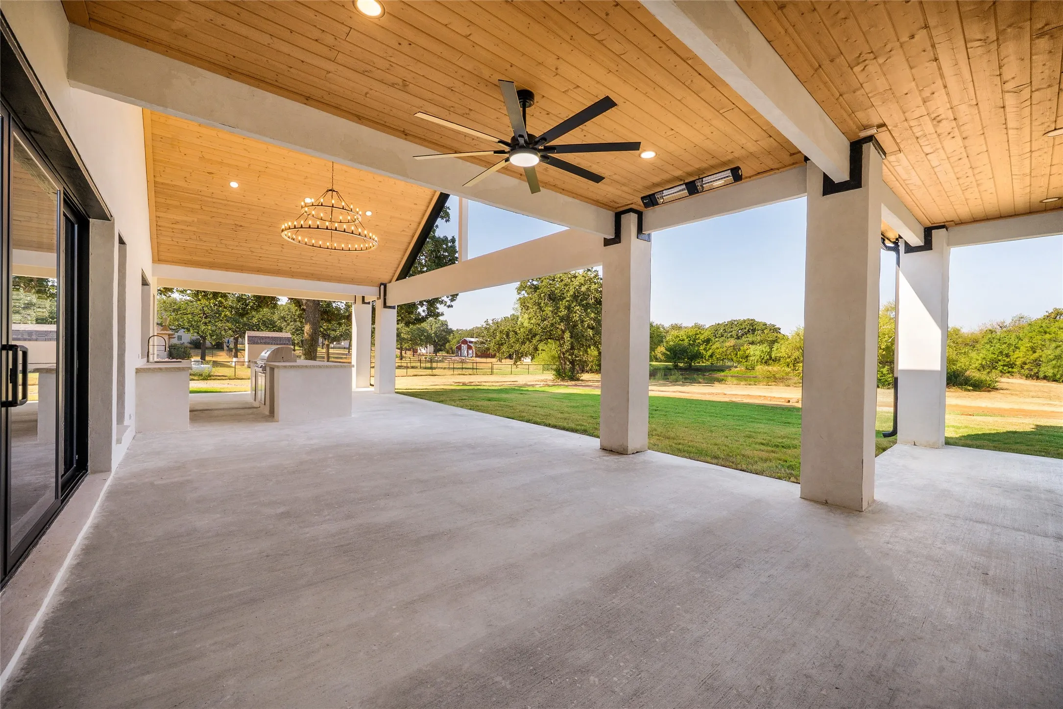 Single Family Residence For Sale in Johnson County , 7211 County Road 1017, Joshua, Texas 76058, 4 Bedroom, 4 Bathroom, 3 Garage spaces, 4,688 Sqft, built in 2026, mls#21395223, Real Estate Agent in Joshua, Homes For Sale in Johnson county, Homes For Sale in Joshua, Realtor in Joshua Texas, Real Estate Brokerage Independent Realty Texas, Luminita Cordes Realtor