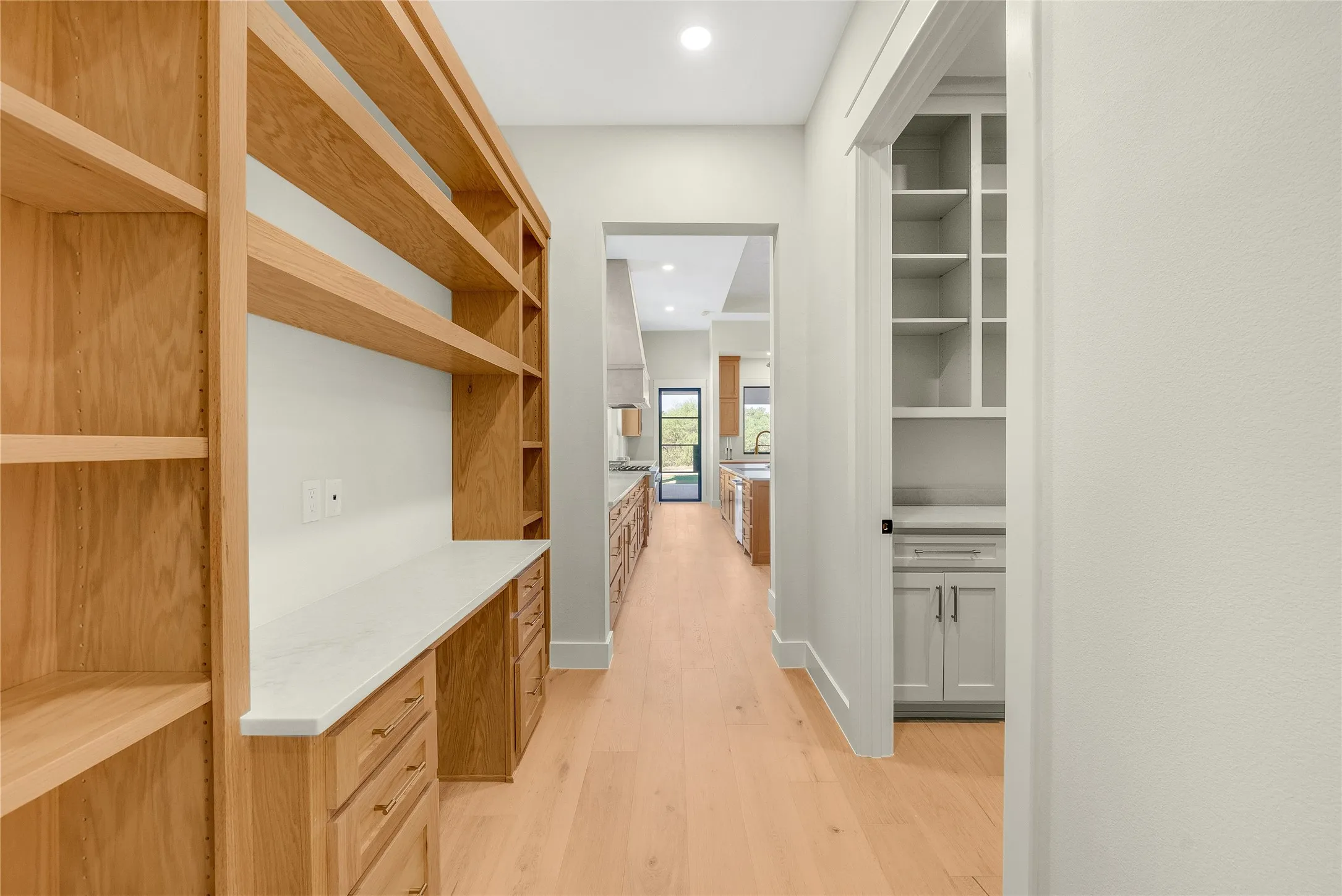 Single Family Residence For Sale in Johnson County , 7211 County Road 1017, Joshua, Texas 76058, 4 Bedroom, 4 Bathroom, 3 Garage spaces, 4,688 Sqft, built in 2026, mls#21395223, Real Estate Agent in Joshua, Homes For Sale in Johnson county, Homes For Sale in Joshua, Realtor in Joshua Texas, Real Estate Brokerage Independent Realty Texas, Luminita Cordes Realtor