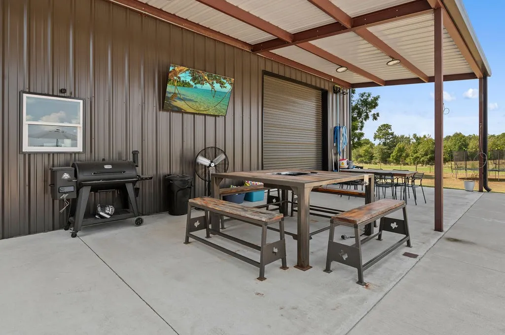 Single Family Residence For Sale in Wood County , 3528 S FM 2659, Hawkins, Texas 75765, 5 Bedroom, 4 Bathroom, Garage spaces, 3,081 Sqft, built in 2024, mls#21395390, Real Estate Agent in Hawkins, Homes For Sale in Wood county, Homes For Sale in Hawkins, Realtor in Hawkins Texas, Real Estate Brokerage Independent Realty Texas, Luminita Cordes Realtor