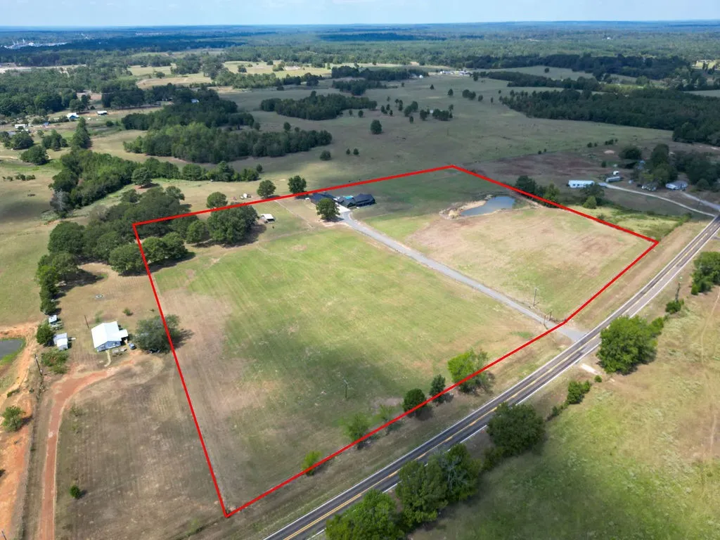 Single Family Residence For Sale in Wood County , 3528 S FM 2659, Hawkins, Texas 75765, 5 Bedroom, 4 Bathroom, Garage spaces, 3,081 Sqft, built in 2024, mls#21395390, Real Estate Agent in Hawkins, Homes For Sale in Wood county, Homes For Sale in Hawkins, Realtor in Hawkins Texas, Real Estate Brokerage Independent Realty Texas, Luminita Cordes Realtor