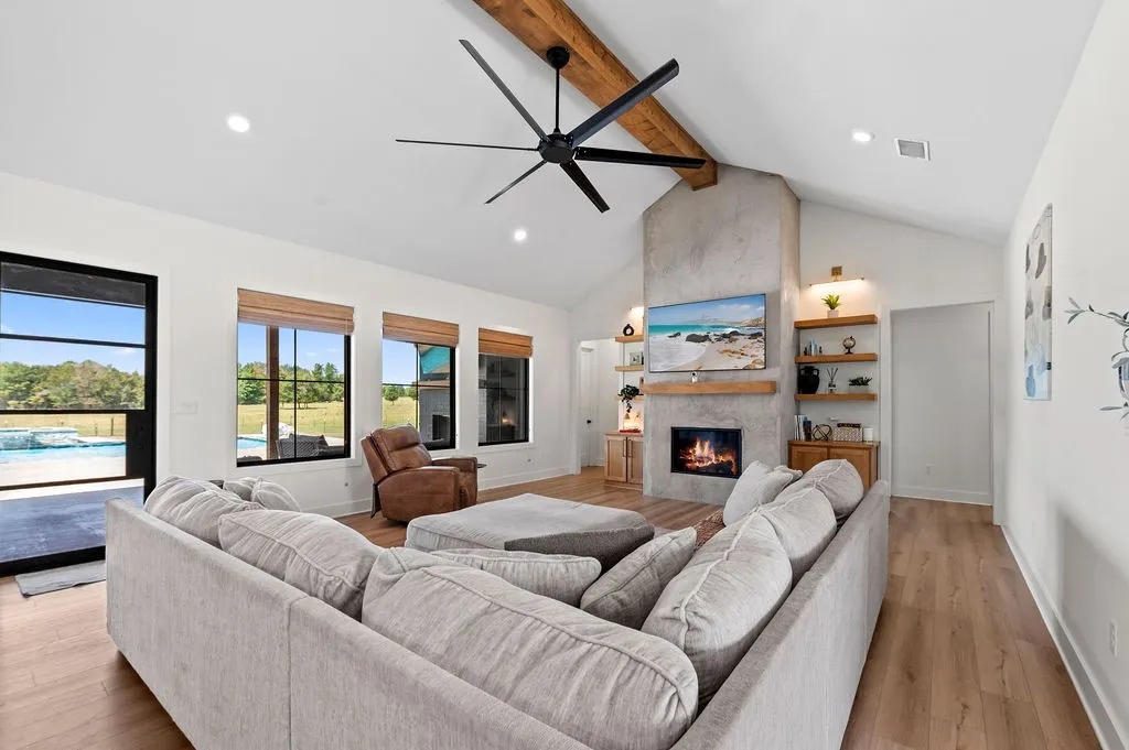 Single Family Residence For Sale in Wood County , 3528 S FM 2659, Hawkins, Texas 75765, 5 Bedroom, 4 Bathroom, Garage spaces, 3,081 Sqft, built in 2024, mls#21395390, Real Estate Agent in Hawkins, Homes For Sale in Wood county, Homes For Sale in Hawkins, Realtor in Hawkins Texas, Real Estate Brokerage Independent Realty Texas, Luminita Cordes Realtor