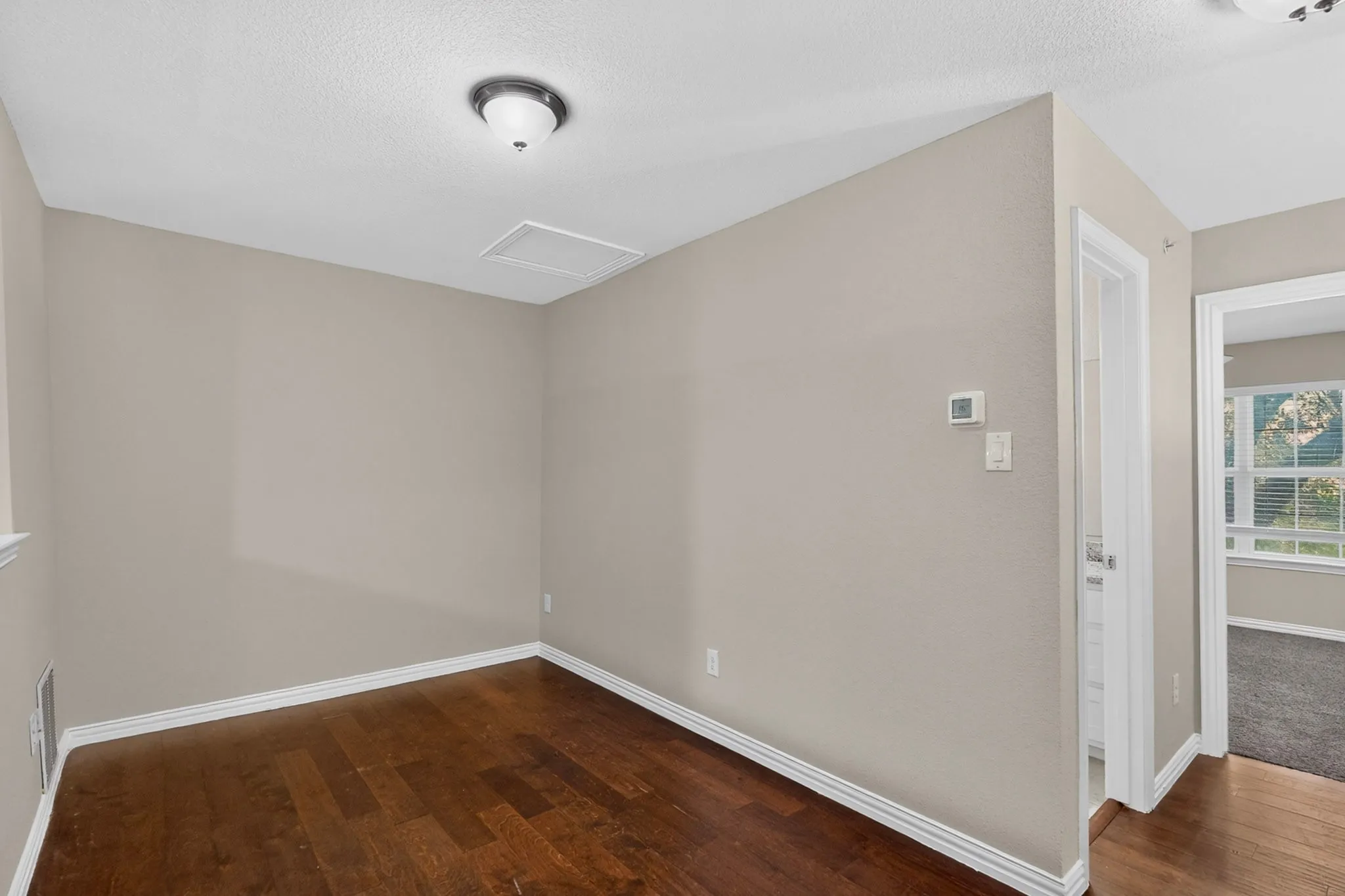 Townhouse For Rent in Denton County , 829 Summercreek Drive, Lewisville, Texas 75067, 2 Bedroom, 3 Bathroom, Garage spaces, 1,481 Sqft, built in 2017, mls#21395345, Real Estate Agent in Lewisville, Homes For Rent in Denton county, Homes For Rent in Lewisville, Realtor in Lewisville Texas, Real Estate Brokerage Independent Realty Texas, Luminita Cordes Realtor