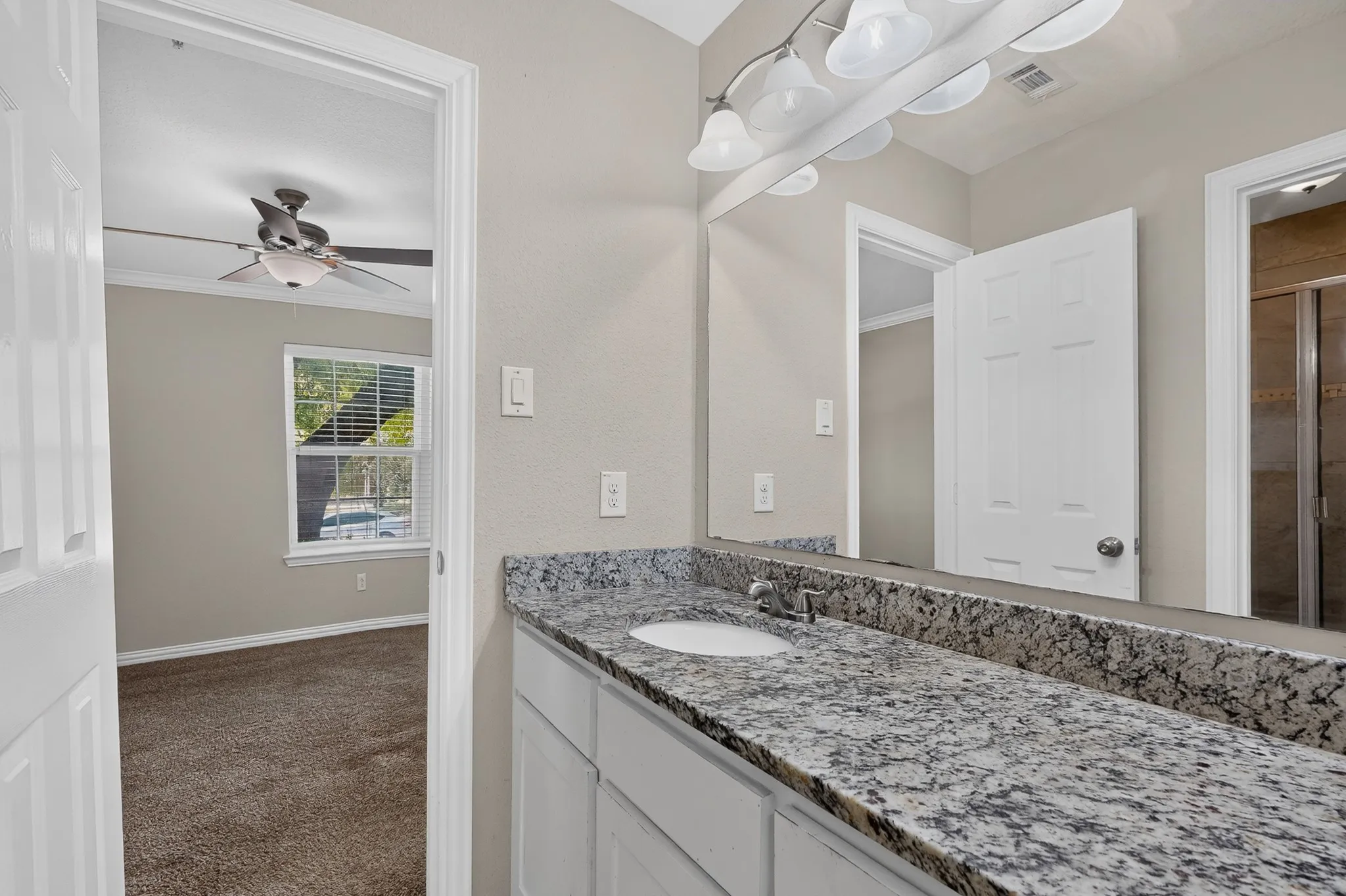 Townhouse For Rent in Denton County , 829 Summercreek Drive, Lewisville, Texas 75067, 2 Bedroom, 3 Bathroom, Garage spaces, 1,481 Sqft, built in 2017, mls#21395345, Real Estate Agent in Lewisville, Homes For Rent in Denton county, Homes For Rent in Lewisville, Realtor in Lewisville Texas, Real Estate Brokerage Independent Realty Texas, Luminita Cordes Realtor