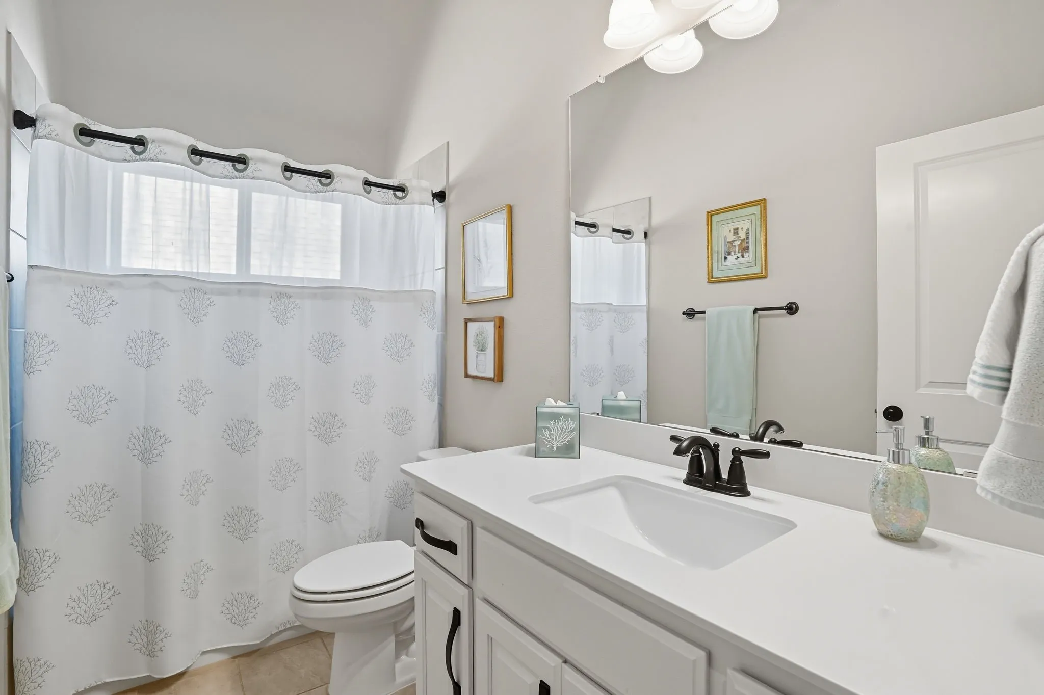 Single Family Residence For Sale in Denton County , 7616 Big Buckle Drive, Frisco, Texas 75036, 5 Bedroom, 5 Bathroom, 3 Garage spaces, 4,462 Sqft, built in 2019, mls#21394530, Real Estate Agent in Frisco, Homes For Sale in Denton county, Homes For Sale in Frisco, Realtor in Frisco Texas, Real Estate Brokerage Independent Realty Texas, Luminita Cordes Realtor