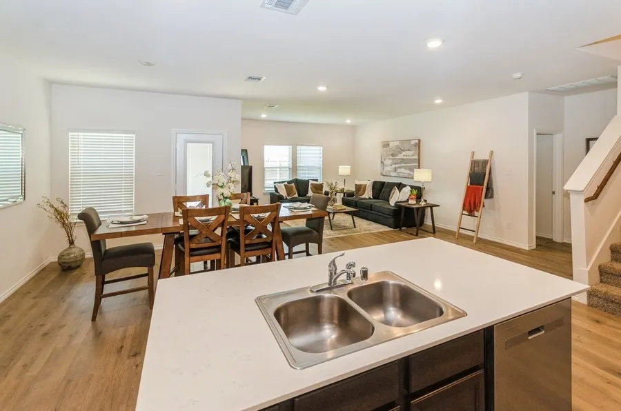 Single Family Residence For Sale in Cooke County , 822 Amelia Court, Pilot Point, Texas 76258, 4 Bedroom, 3 Bathroom, 2 Garage spaces, 2,146 Sqft, built in 2022, mls#21395406, Real Estate Agent in Pilot Point, Homes For Sale in Cooke county, Homes For Sale in Pilot Point, Realtor in Pilot Point Texas, Real Estate Brokerage Independent Realty Texas, Luminita Cordes Realtor