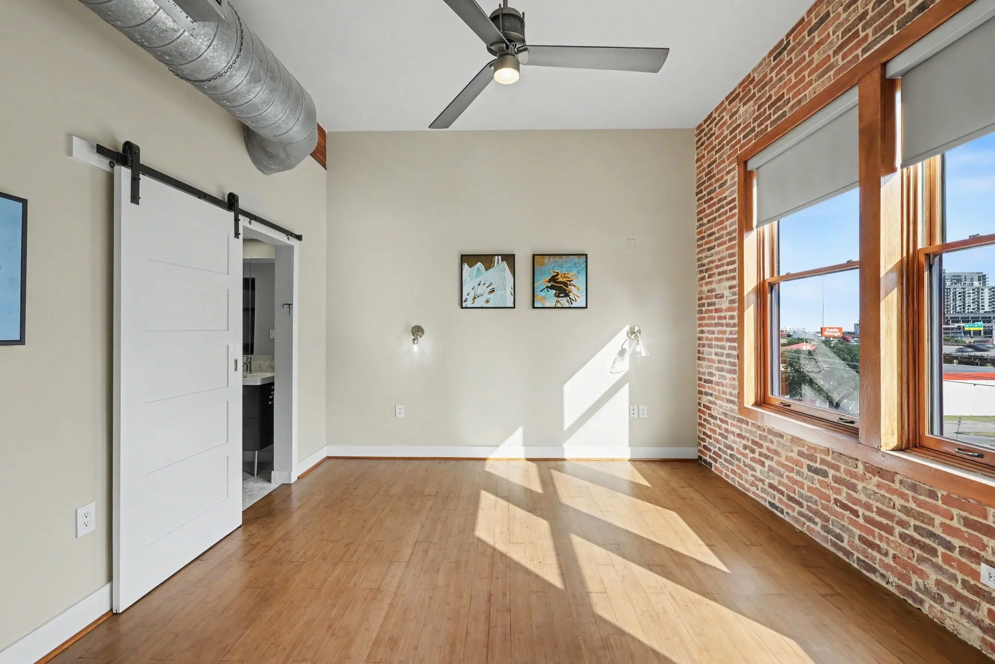 Condominium For Rent in Dallas County , 2502 Live Oak Street 338, Dallas, Texas 75204, 1 Bedroom, 1 Bathroom, 1 Garage spaces, 1,027 Sqft, built in 1998, mls#21387151, Real Estate Agent in Dallas, Homes For Rent in Dallas county, Homes For Rent in Dallas, Realtor in Dallas Texas, Real Estate Brokerage Independent Realty Texas, Luminita Cordes Realtor