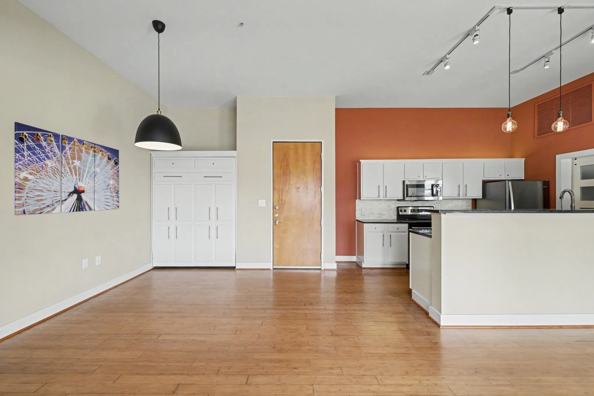 Condominium For Rent in Dallas County , 2502 Live Oak Street 338, Dallas, Texas 75204, 1 Bedroom, 1 Bathroom, 1 Garage spaces, 1,027 Sqft, built in 1998, mls#21387151, Real Estate Agent in Dallas, Homes For Rent in Dallas county, Homes For Rent in Dallas, Realtor in Dallas Texas, Real Estate Brokerage Independent Realty Texas, Luminita Cordes Realtor