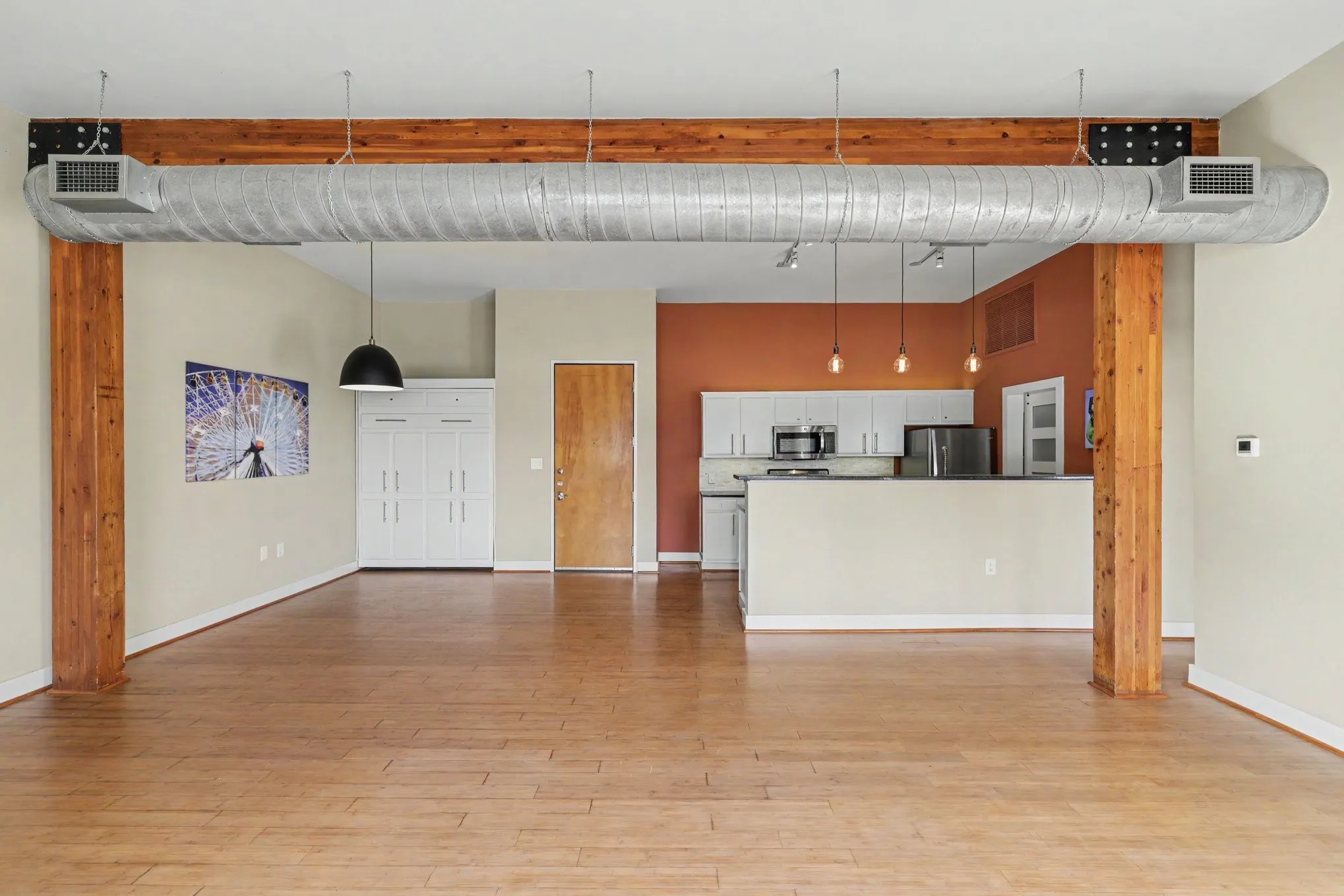 Condominium For Rent in Dallas County , 2502 Live Oak Street 338, Dallas, Texas 75204, 1 Bedroom, 1 Bathroom, 1 Garage spaces, 1,027 Sqft, built in 1998, mls#21387151, Real Estate Agent in Dallas, Homes For Rent in Dallas county, Homes For Rent in Dallas, Realtor in Dallas Texas, Real Estate Brokerage Independent Realty Texas, Luminita Cordes Realtor