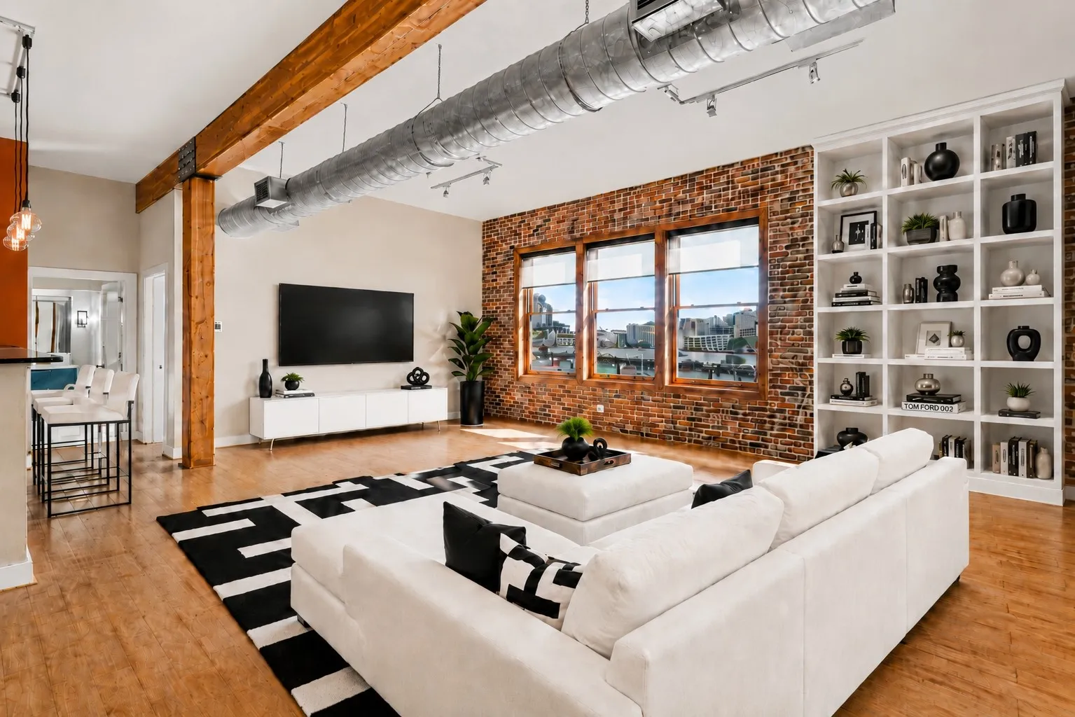 Condominium For Rent in Dallas County , 2502 Live Oak Street 338, Dallas, Texas 75204, 1 Bedroom, 1 Bathroom, 1 Garage spaces, 1,027 Sqft, built in 1998, mls#21387151, Real Estate Agent in Dallas, Homes For Rent in Dallas county, Homes For Rent in Dallas, Realtor in Dallas Texas, Real Estate Brokerage Independent Realty Texas, Luminita Cordes Realtor