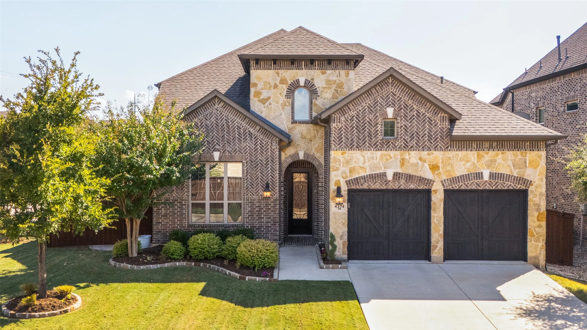 Single Family Residence For Sale