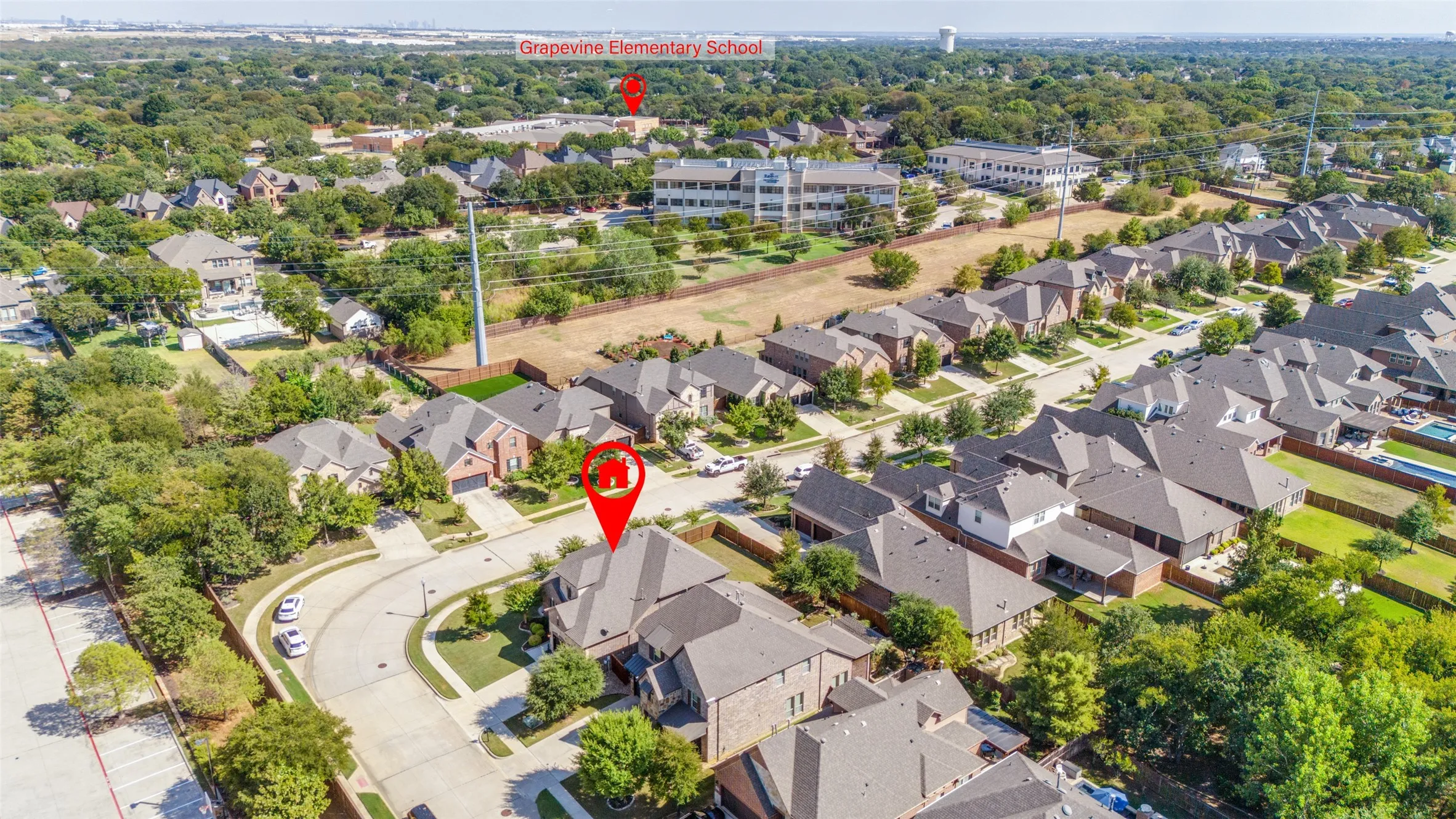 Single Family Residence For Sale in Tarrant County , 4374 Vineyard Creek Drive, Grapevine, Texas 76051, 4 Bedroom, 3 Bathroom, 2 Garage spaces, 2,701 Sqft, built in 2016, mls#21394617, Real Estate Agent in Grapevine, Homes For Sale in Tarrant county, Homes For Sale in Grapevine, Realtor in Grapevine Texas, Real Estate Brokerage Independent Realty Texas, Luminita Cordes Realtor