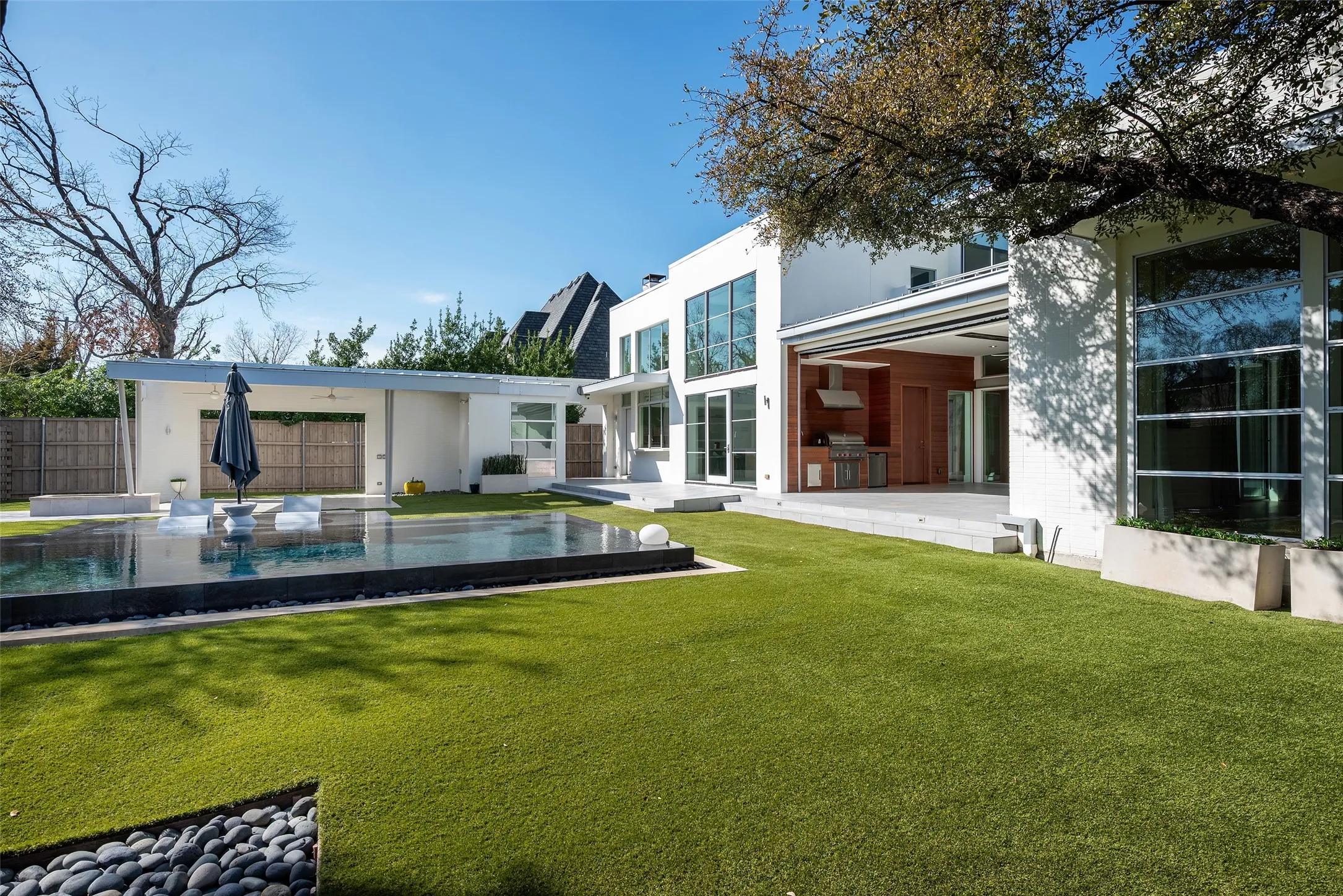 Single Family Residence For Sale in Dallas County , 6446 Prestonshire Lane, Dallas, Texas 75225, 5 Bedroom, 7 Bathroom, 3 Garage spaces, 7,658 Sqft, built in 2014, mls#21392993, Real Estate Agent in Dallas, Homes For Sale in Dallas county, Homes For Sale in Dallas, Realtor in Dallas Texas, Real Estate Brokerage Independent Realty Texas, Luminita Cordes Realtor