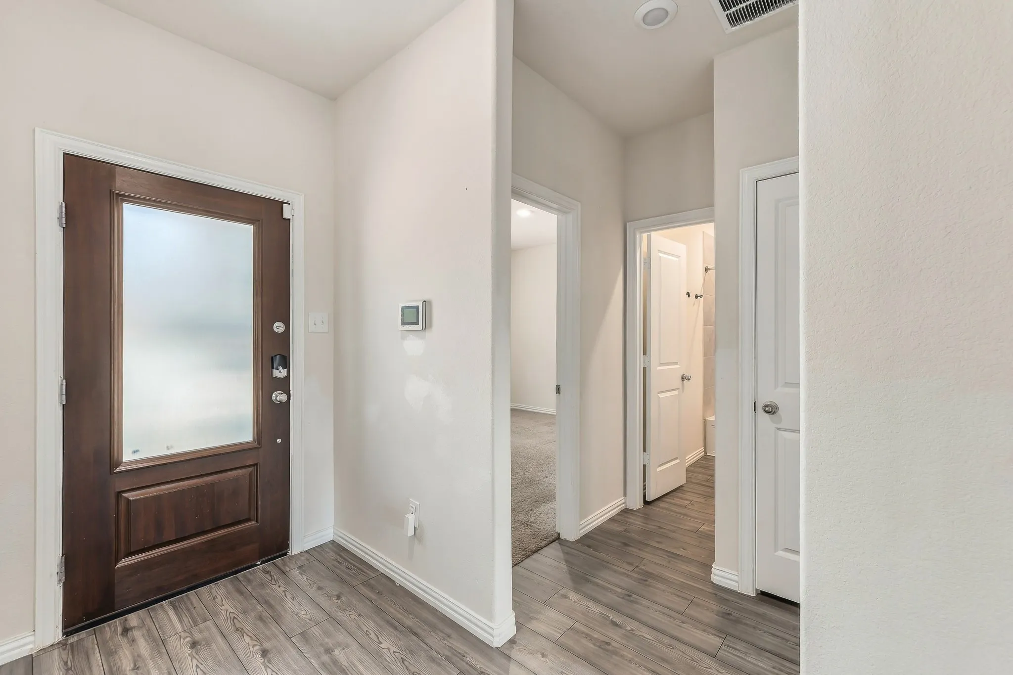 Single Family Residence For Sale in Denton County , 14840 Grey Feather Trail, Fort Worth, Texas 76052, 3 Bedroom, 2 Bathroom, 2 Garage spaces, 1,606 Sqft, built in 2020, mls#21387144, Real Estate Agent in Fort Worth, Homes For Sale in Denton county, Homes For Sale in Fort Worth, Realtor in Fort Worth Texas, Real Estate Brokerage Independent Realty Texas, Luminita Cordes Realtor