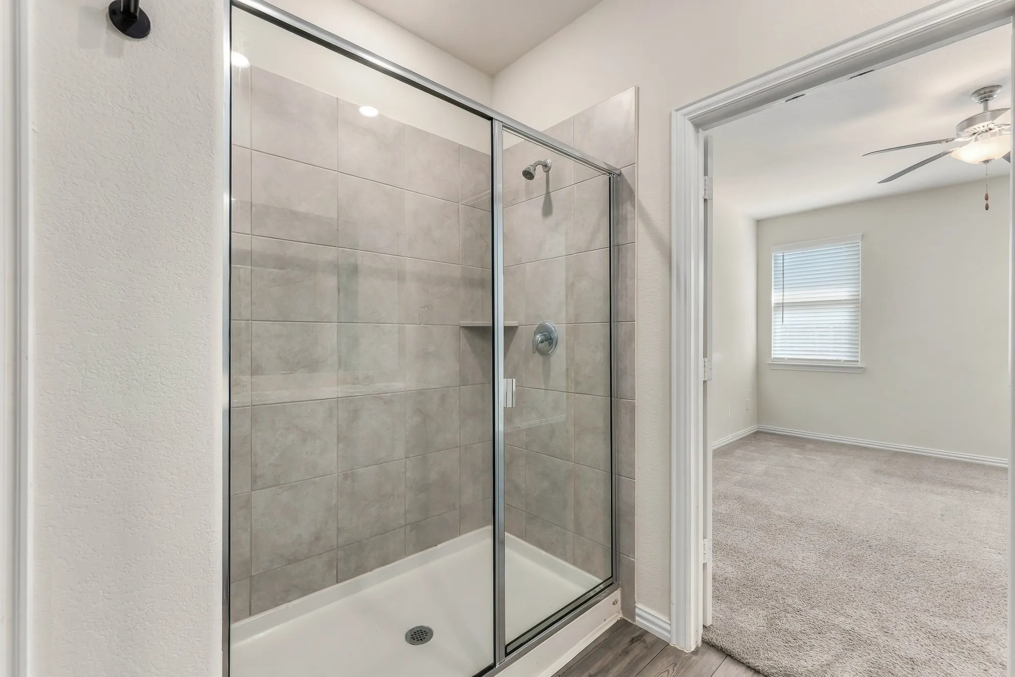 Single Family Residence For Sale in Denton County , 14840 Grey Feather Trail, Fort Worth, Texas 76052, 3 Bedroom, 2 Bathroom, 2 Garage spaces, 1,606 Sqft, built in 2020, mls#21387144, Real Estate Agent in Fort Worth, Homes For Sale in Denton county, Homes For Sale in Fort Worth, Realtor in Fort Worth Texas, Real Estate Brokerage Independent Realty Texas, Luminita Cordes Realtor