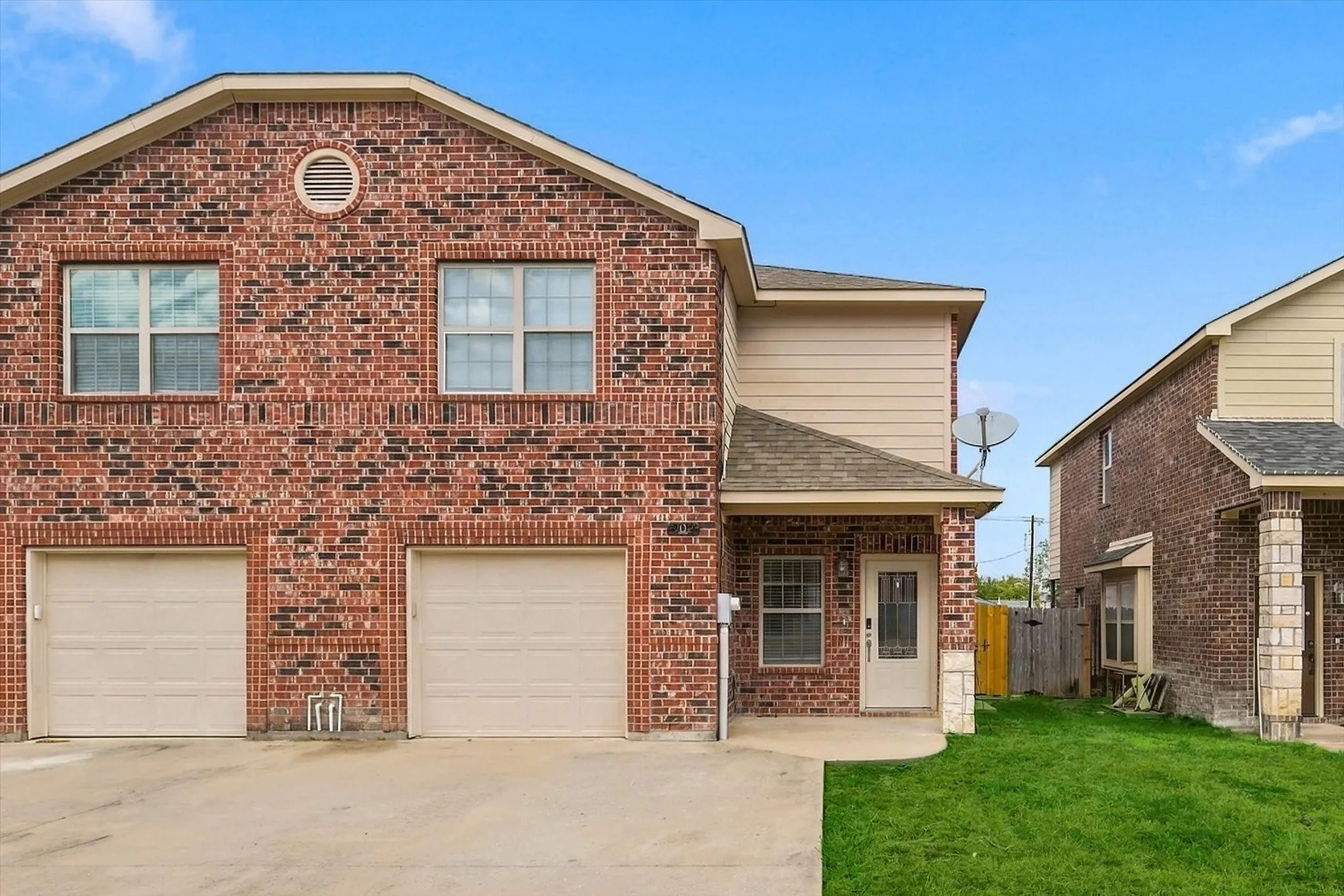 Single Family Residence For Sale in Collin County , 902 Parkplace Ridge, Princeton, Texas 75407, 3 Bedroom, 3 Bathroom, 2 Garage spaces, 1,568 Sqft, built in 2010, mls#21390583, Real Estate Agent in Princeton, Homes For Sale in Collin county, Homes For Sale in Princeton, Realtor in Princeton Texas, Real Estate Brokerage Independent Realty Texas, Luminita Cordes Realtor