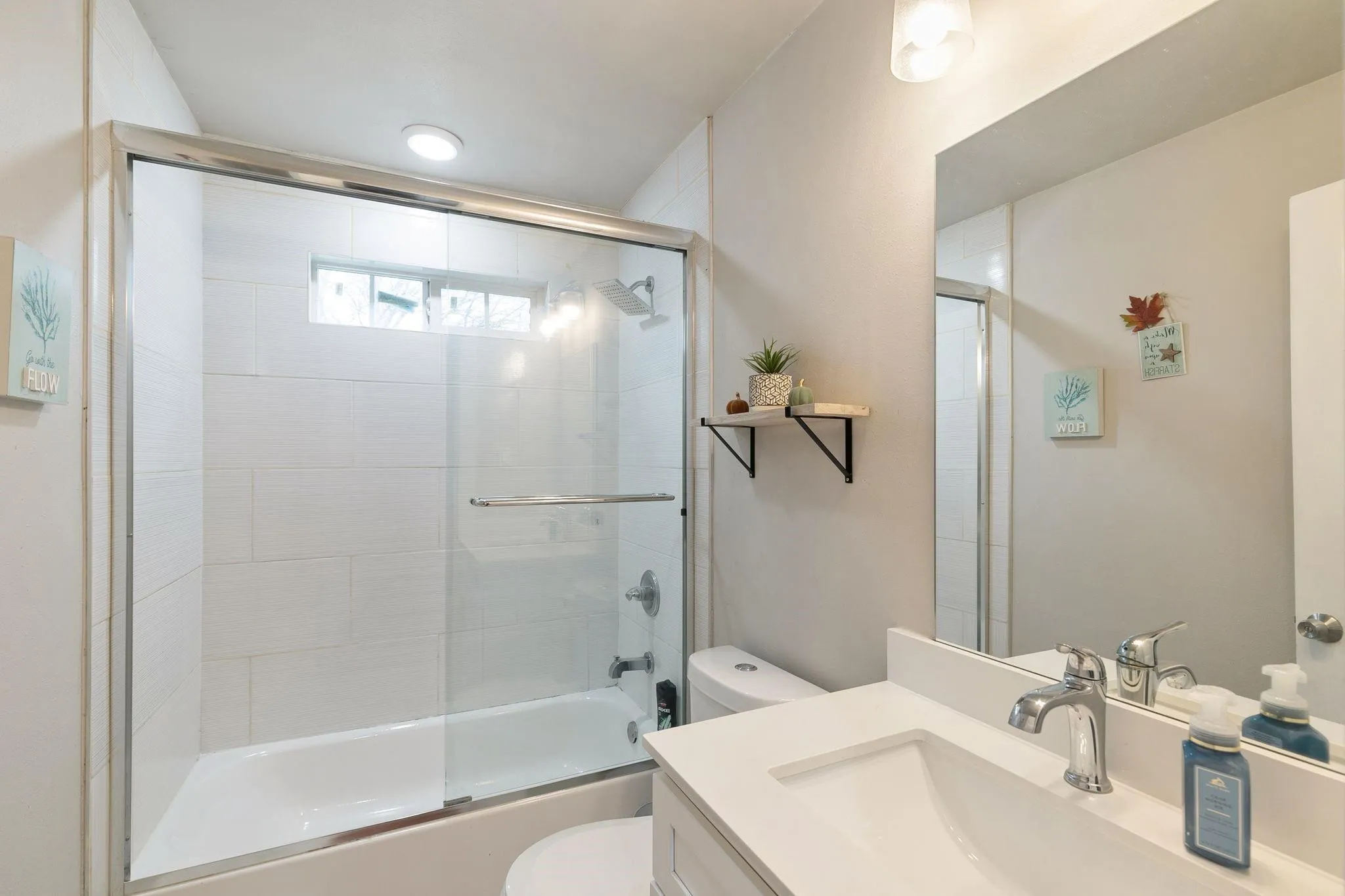Single Family Residence For Rent in Dallas County , 1506 E Waco Avenue, Dallas, Texas 75216, 3 Bedroom, 2 Bathroom, Garage spaces, 1,128 Sqft, built in 1954, mls#21395413, Real Estate Agent in Dallas, Homes For Rent in Dallas county, Homes For Rent in Dallas, Realtor in Dallas Texas, Real Estate Brokerage Independent Realty Texas, Luminita Cordes Realtor
