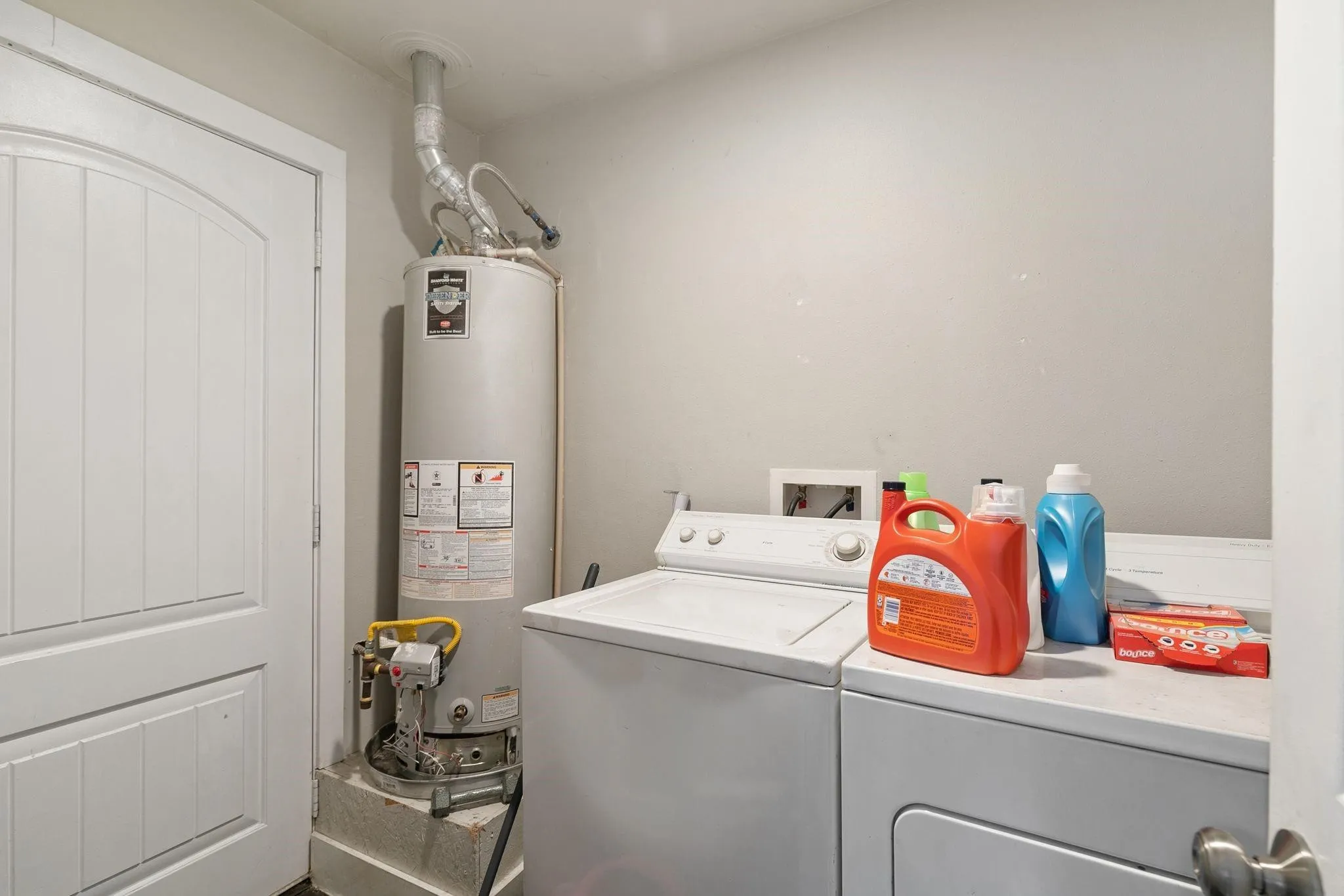 Single Family Residence For Rent in Dallas County , 1506 E Waco Avenue, Dallas, Texas 75216, 3 Bedroom, 2 Bathroom, Garage spaces, 1,128 Sqft, built in 1954, mls#21395413, Real Estate Agent in Dallas, Homes For Rent in Dallas county, Homes For Rent in Dallas, Realtor in Dallas Texas, Real Estate Brokerage Independent Realty Texas, Luminita Cordes Realtor