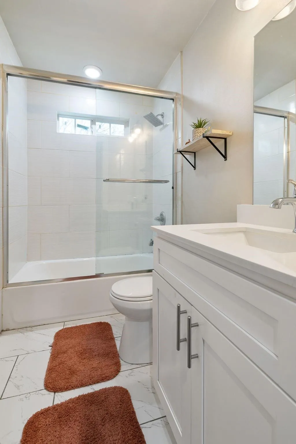 Single Family Residence For Rent in Dallas County , 1506 E Waco Avenue, Dallas, Texas 75216, 3 Bedroom, 2 Bathroom, Garage spaces, 1,128 Sqft, built in 1954, mls#21395413, Real Estate Agent in Dallas, Homes For Rent in Dallas county, Homes For Rent in Dallas, Realtor in Dallas Texas, Real Estate Brokerage Independent Realty Texas, Luminita Cordes Realtor