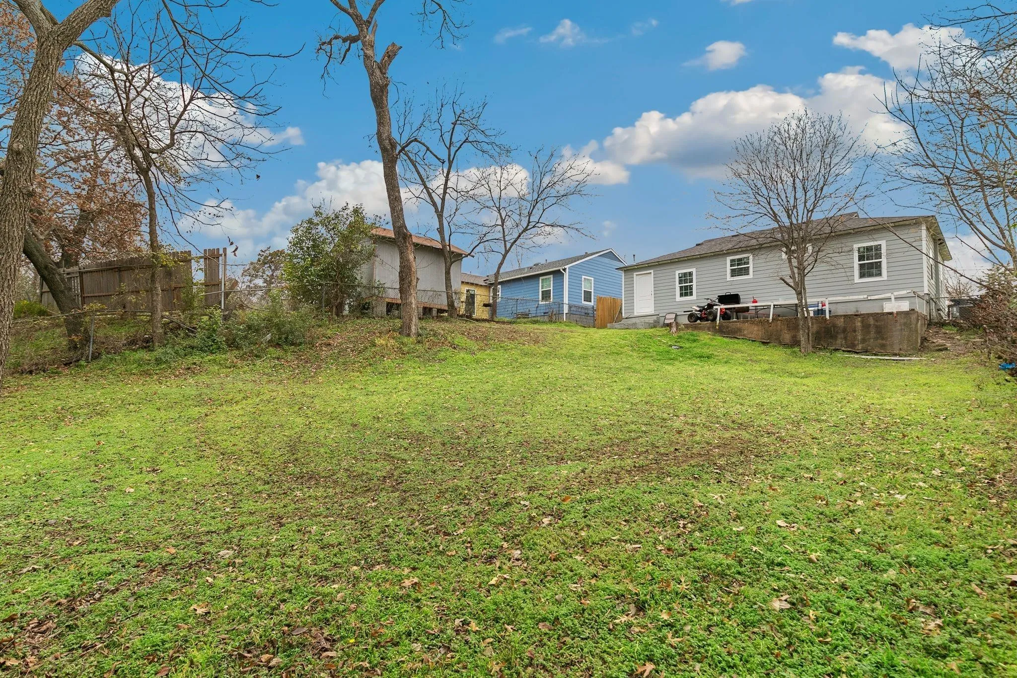 Single Family Residence For Rent in Dallas County , 1506 E Waco Avenue, Dallas, Texas 75216, 3 Bedroom, 2 Bathroom, Garage spaces, 1,128 Sqft, built in 1954, mls#21395413, Real Estate Agent in Dallas, Homes For Rent in Dallas county, Homes For Rent in Dallas, Realtor in Dallas Texas, Real Estate Brokerage Independent Realty Texas, Luminita Cordes Realtor