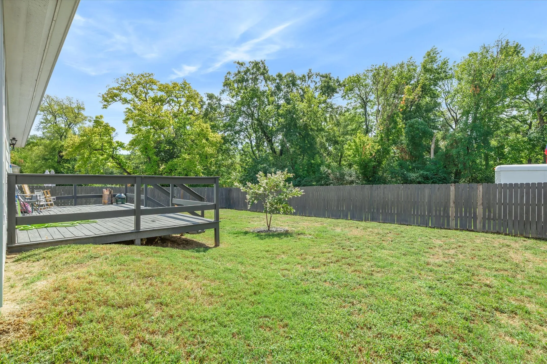 Single Family Residence For Sale in Van Zandt County , 541 Foster, Canton, Texas 75103, 3 Bedroom, 2 Bathroom, 2 Garage spaces, 1,345 Sqft, built in 2016, mls#21395156, Real Estate Agent in Canton, Homes For Sale in Van Zandt county, Homes For Sale in Canton, Realtor in Canton Texas, Real Estate Brokerage Independent Realty Texas, Luminita Cordes Realtor