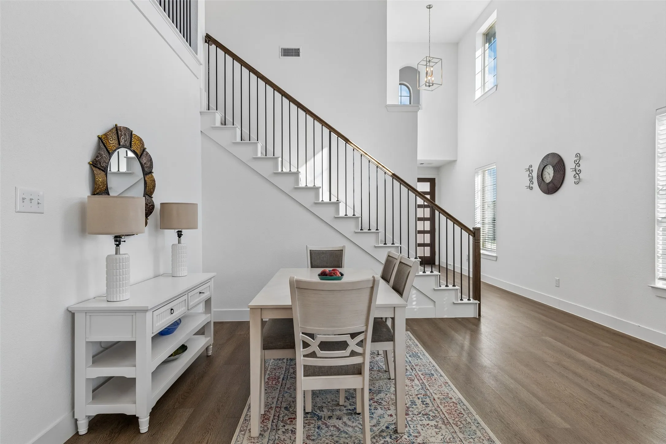 Single Family Residence For Sale in Denton County , 1408 Gelding Drive, Aubrey, Texas 76227, 5 Bedroom, 3 Bathroom, 2 Garage spaces, 2,628 Sqft, built in 2019, mls#21391650, Real Estate Agent in Aubrey, Homes For Sale in Denton county, Homes For Sale in Aubrey, Realtor in Aubrey Texas, Real Estate Brokerage Independent Realty Texas, Luminita Cordes Realtor