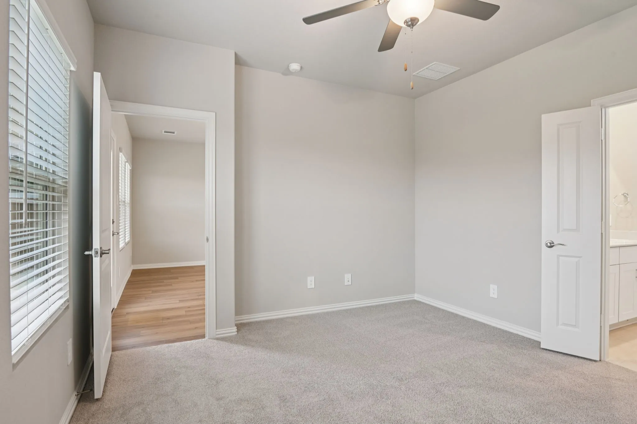 Photo is not of the actual home, but is an inspirational photo of builder’s model home and may depict options, furnishings, and/or decorator features that are not included.