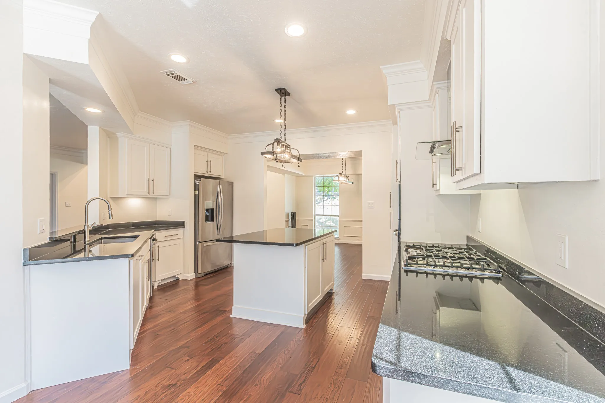 Single Family Residence For Sale in Tarrant County , 5148 Golden Lane, Fort Worth, Texas 76123, 4 Bedroom, 3 Bathroom, 2 Garage spaces, 3,090 Sqft, built in 1990, mls#21393775, Real Estate Agent in Fort Worth, Homes For Sale in Tarrant county, Homes For Sale in Fort Worth, Realtor in Fort Worth Texas, Real Estate Brokerage Independent Realty Texas, Luminita Cordes Realtor