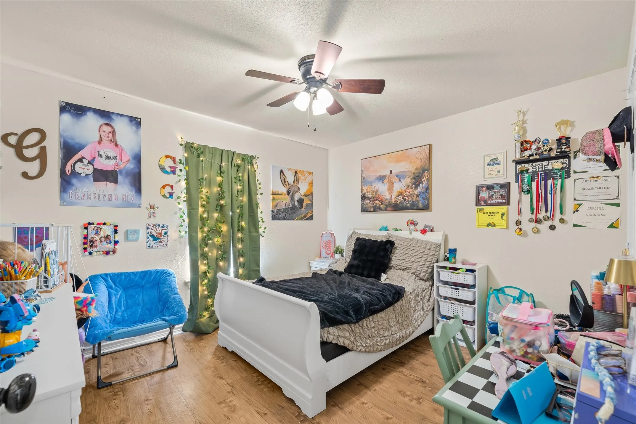 Single Family Residence For Sale in Van Zandt County , 543 Foster Street, Canton, Texas 75103, 3 Bedroom, 2 Bathroom, 2 Garage spaces, 1,428 Sqft, built in 2016, mls#21395192, Real Estate Agent in Canton, Homes For Sale in Van Zandt county, Homes For Sale in Canton, Realtor in Canton Texas, Real Estate Brokerage Independent Realty Texas, Luminita Cordes Realtor