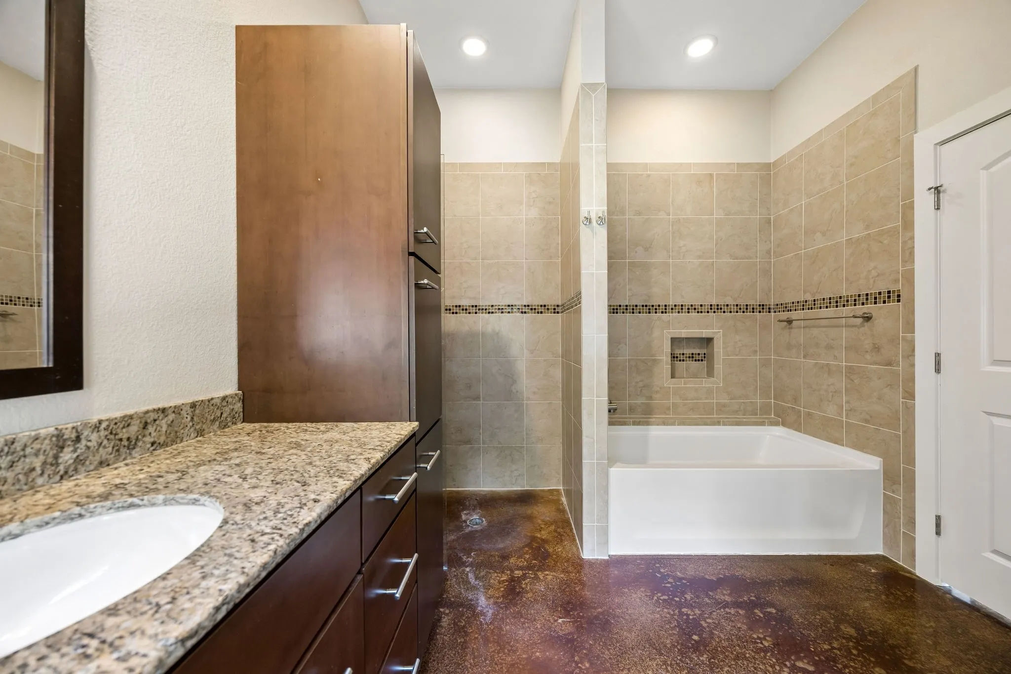 Single Family Residence For Sale in Collin County , 1540 Ford Lane, Lucas, Texas 75002, 3 Bedroom, 2 Bathroom, 2 Garage spaces, 2,138 Sqft, built in 2009, mls#21392737, Real Estate Agent in Lucas, Homes For Sale in Collin county, Homes For Sale in Lucas, Realtor in Lucas Texas, Real Estate Brokerage Independent Realty Texas, Luminita Cordes Realtor