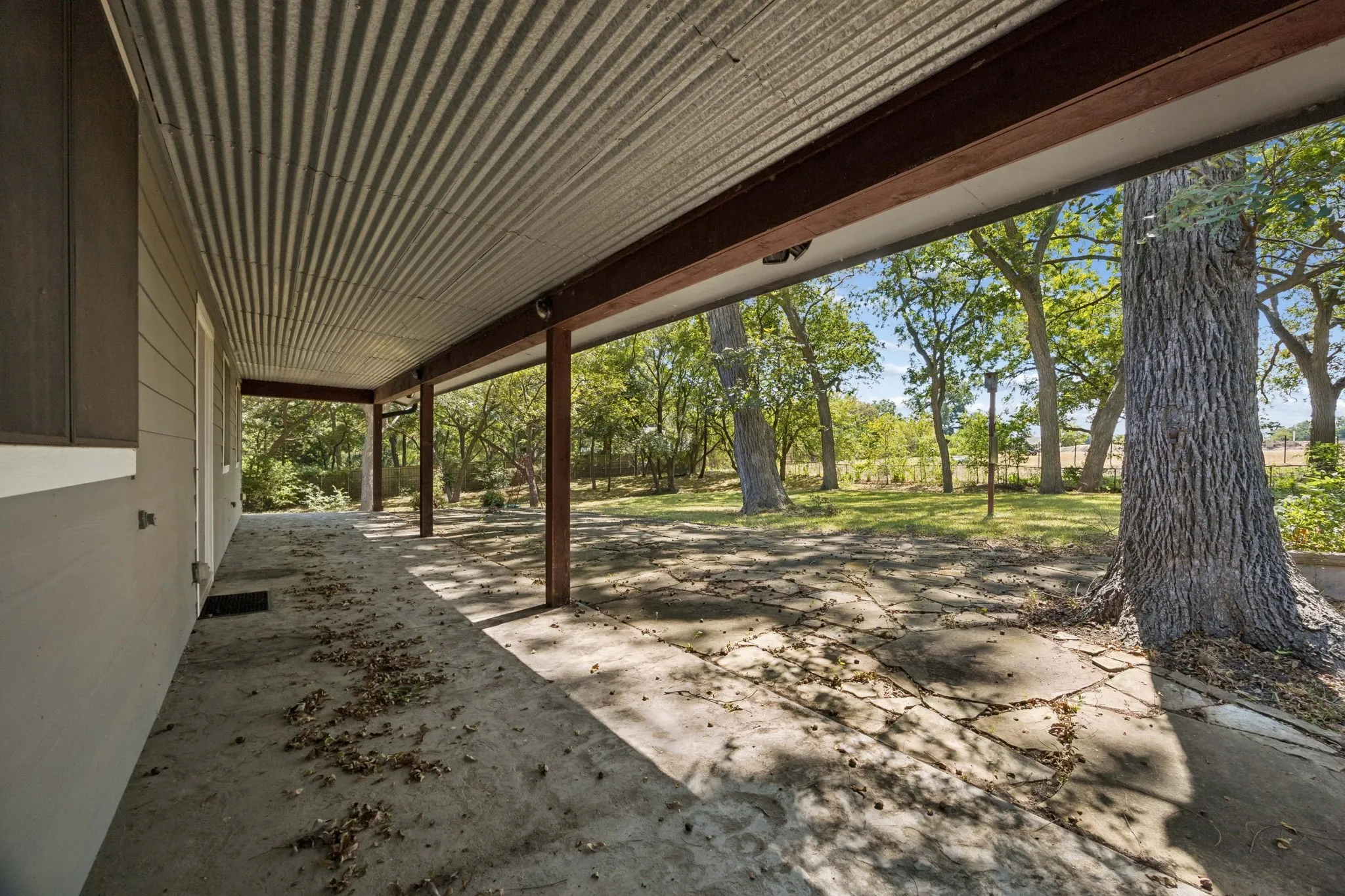 Single Family Residence For Sale in Collin County , 1540 Ford Lane, Lucas, Texas 75002, 3 Bedroom, 2 Bathroom, 2 Garage spaces, 2,138 Sqft, built in 2009, mls#21392737, Real Estate Agent in Lucas, Homes For Sale in Collin county, Homes For Sale in Lucas, Realtor in Lucas Texas, Real Estate Brokerage Independent Realty Texas, Luminita Cordes Realtor