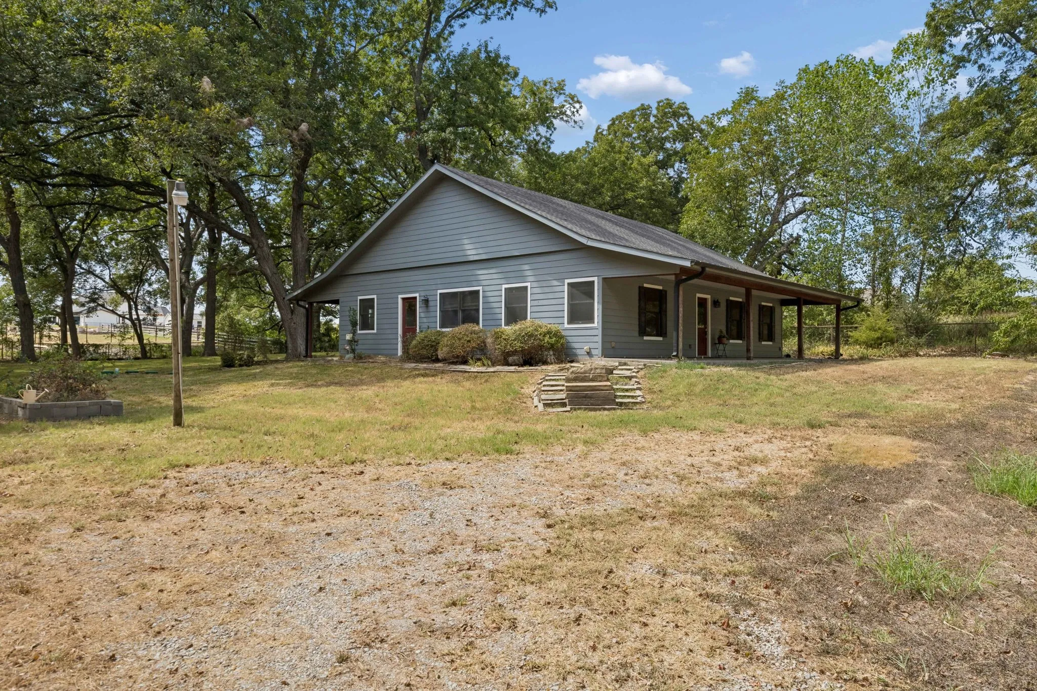 Single Family Residence For Sale in Collin County , 1540 Ford Lane, Lucas, Texas 75002, 3 Bedroom, 2 Bathroom, 2 Garage spaces, 2,138 Sqft, built in 2009, mls#21392737, Real Estate Agent in Lucas, Homes For Sale in Collin county, Homes For Sale in Lucas, Realtor in Lucas Texas, Real Estate Brokerage Independent Realty Texas, Luminita Cordes Realtor