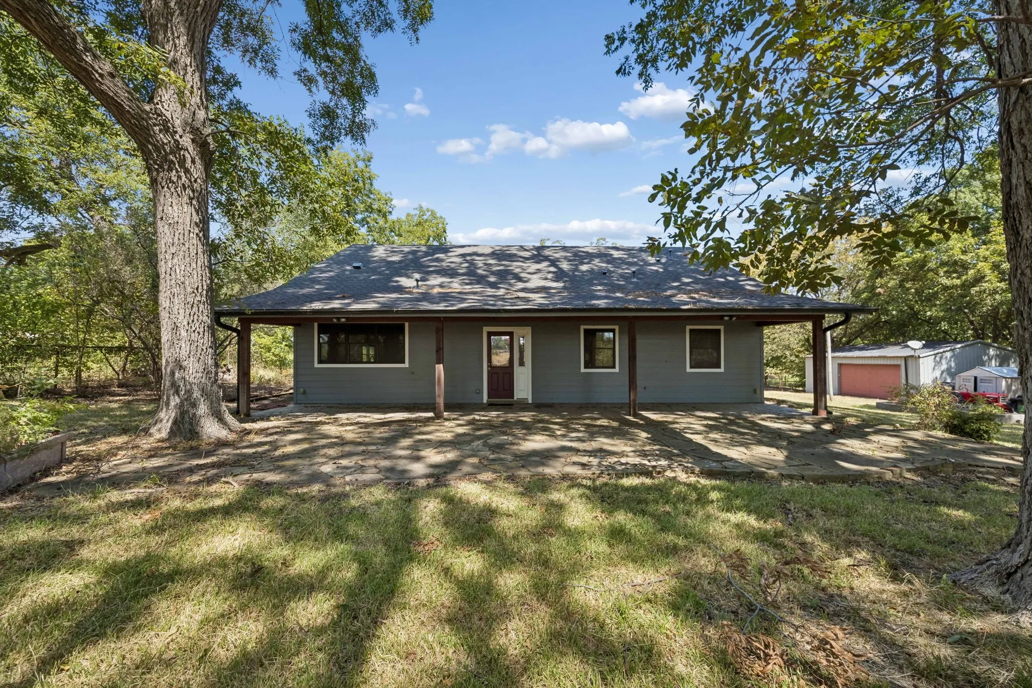 Single Family Residence For Sale in Collin County , 1540 Ford Lane, Lucas, Texas 75002, 3 Bedroom, 2 Bathroom, 2 Garage spaces, 2,138 Sqft, built in 2009, mls#21392737, Real Estate Agent in Lucas, Homes For Sale in Collin county, Homes For Sale in Lucas, Realtor in Lucas Texas, Real Estate Brokerage Independent Realty Texas, Luminita Cordes Realtor